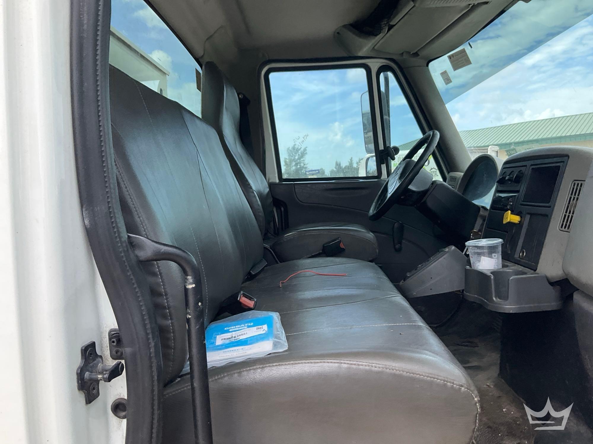 2018 International DURASTAR 4300