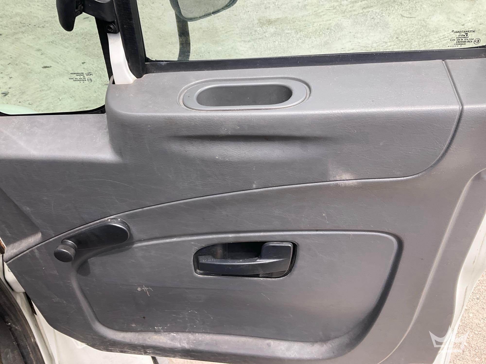 2018 International DURASTAR 4300