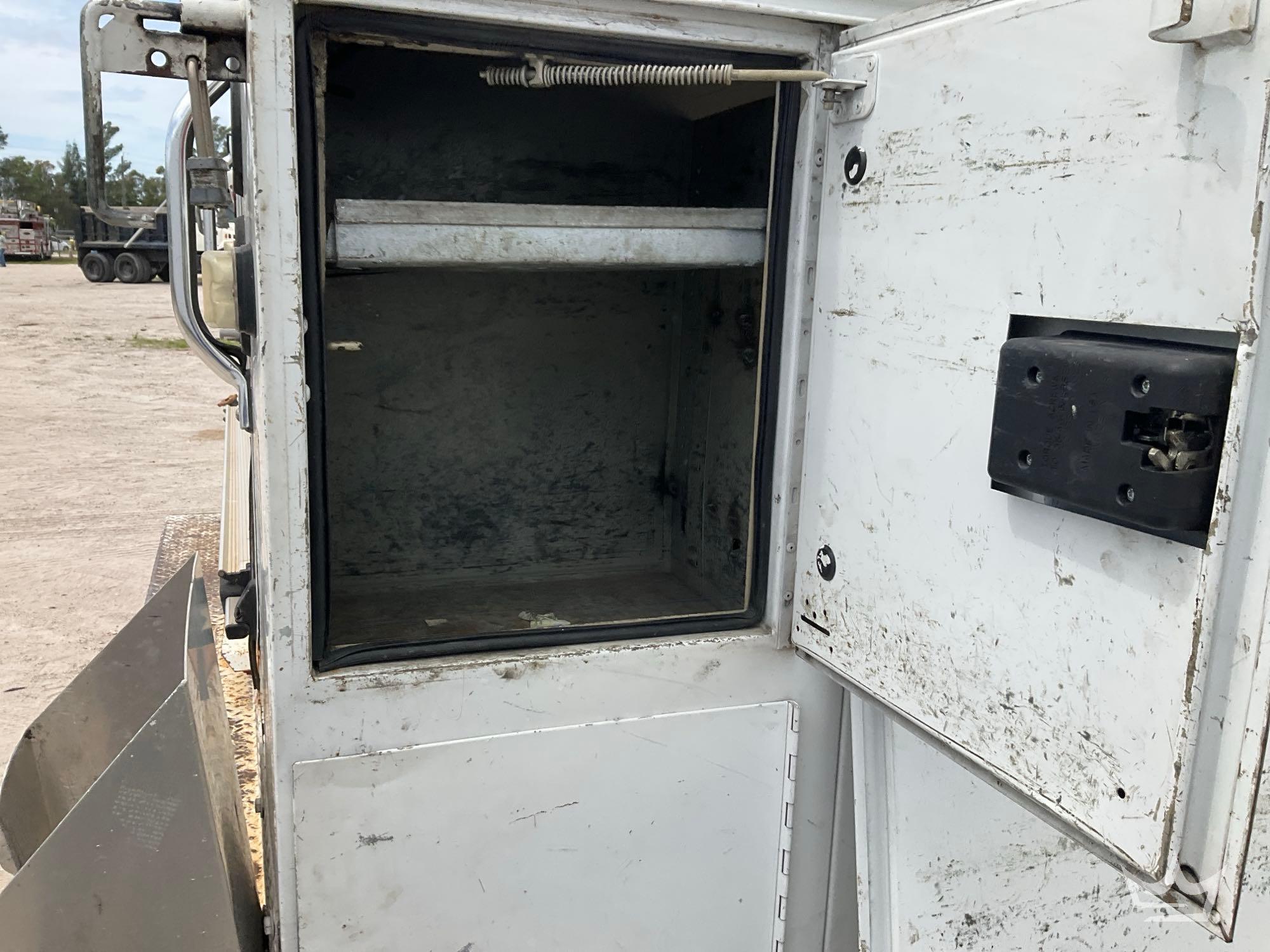 2018 International DURASTAR 4300