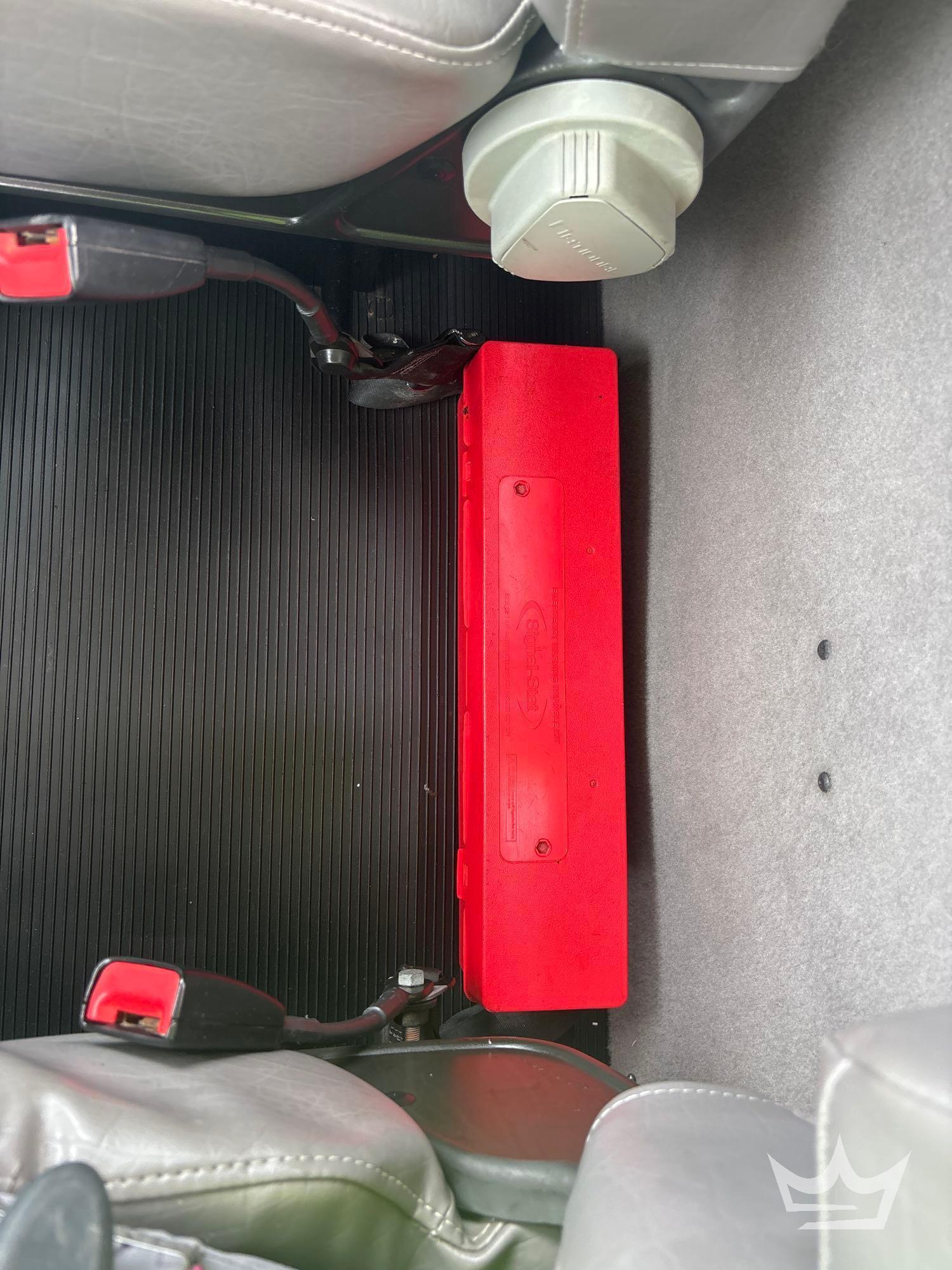 2019 Peterbilt 330