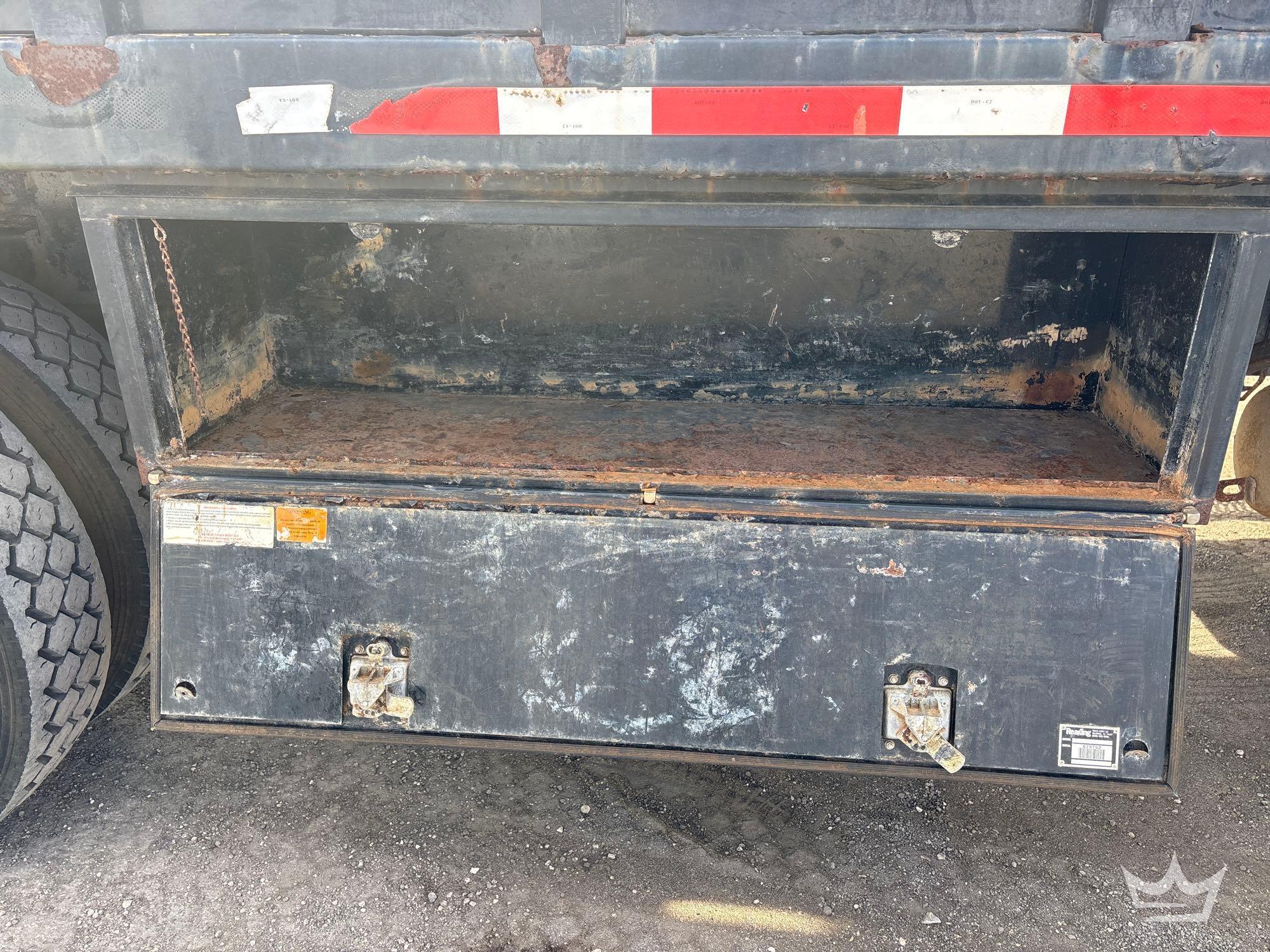 2008 Peterbilt 335