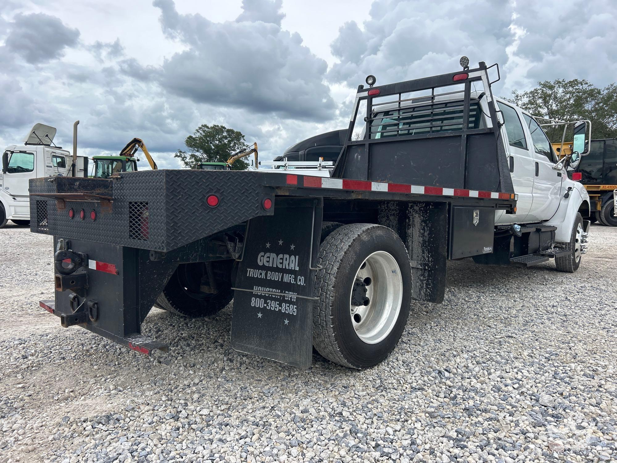 2011 Ford F650