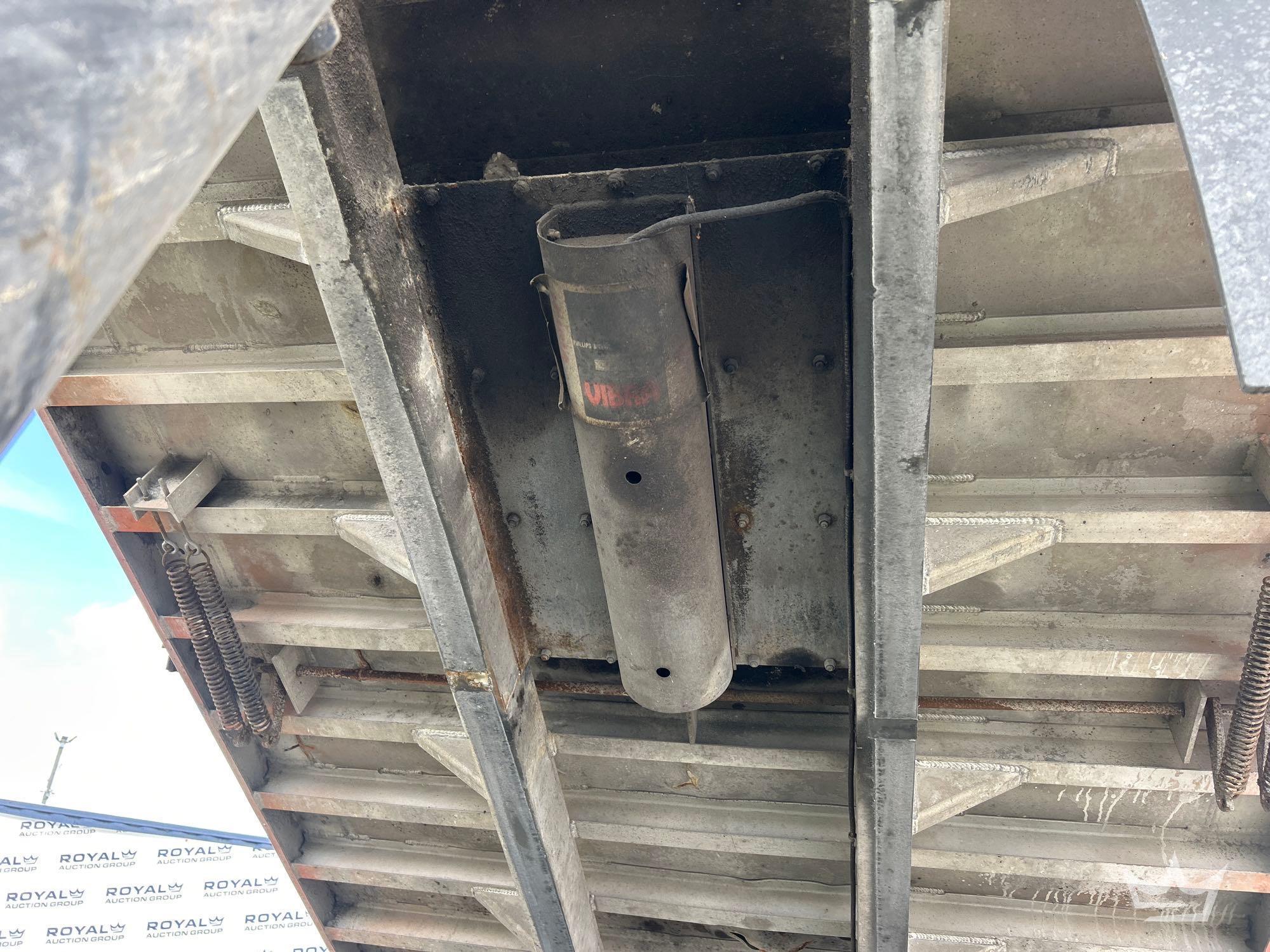 1998 Ford LT9513