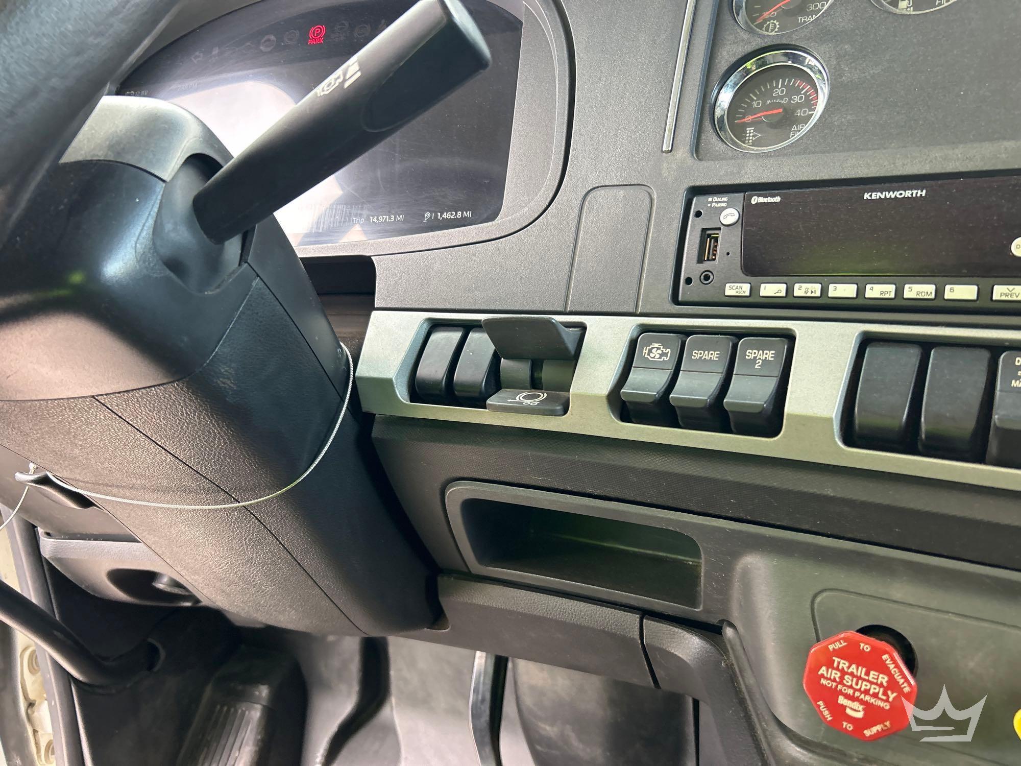 2022 Kenworth T880
