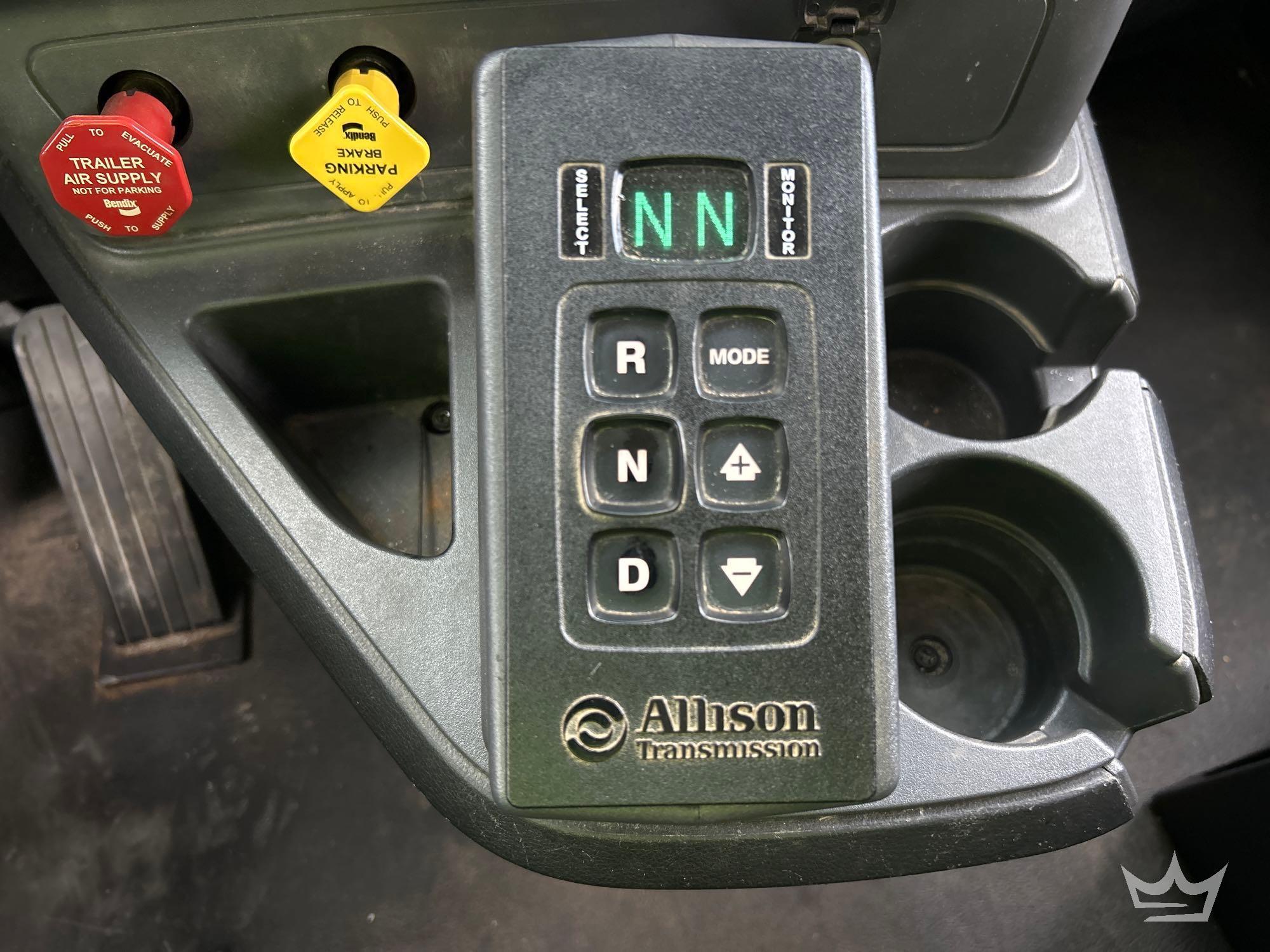 2022 Kenworth T880