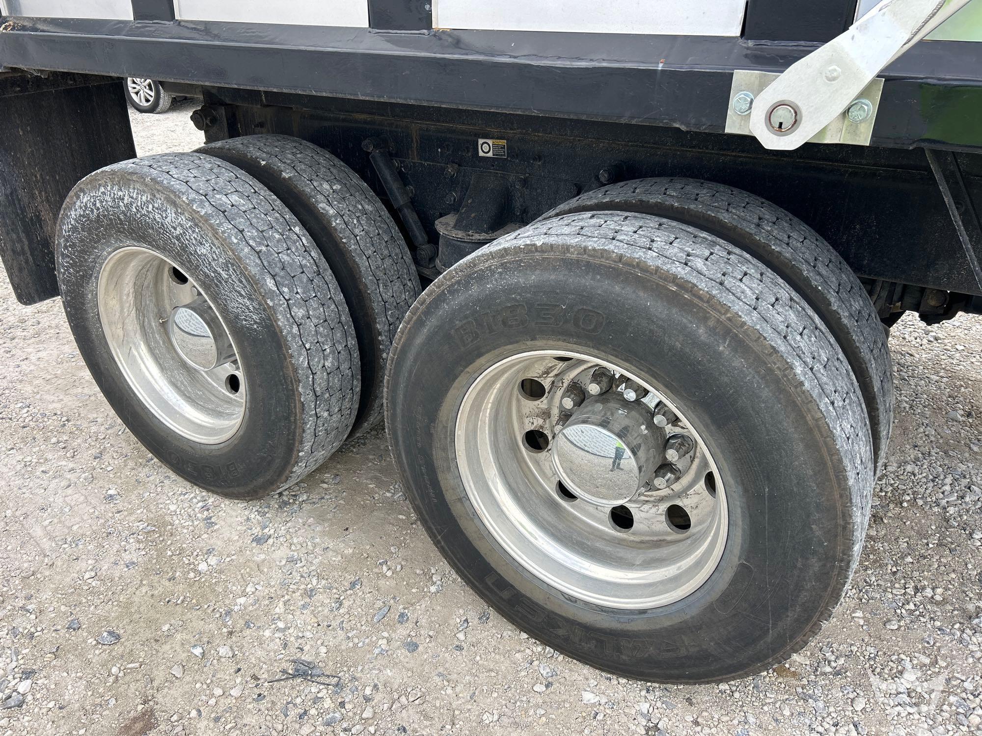 2022 Kenworth T880