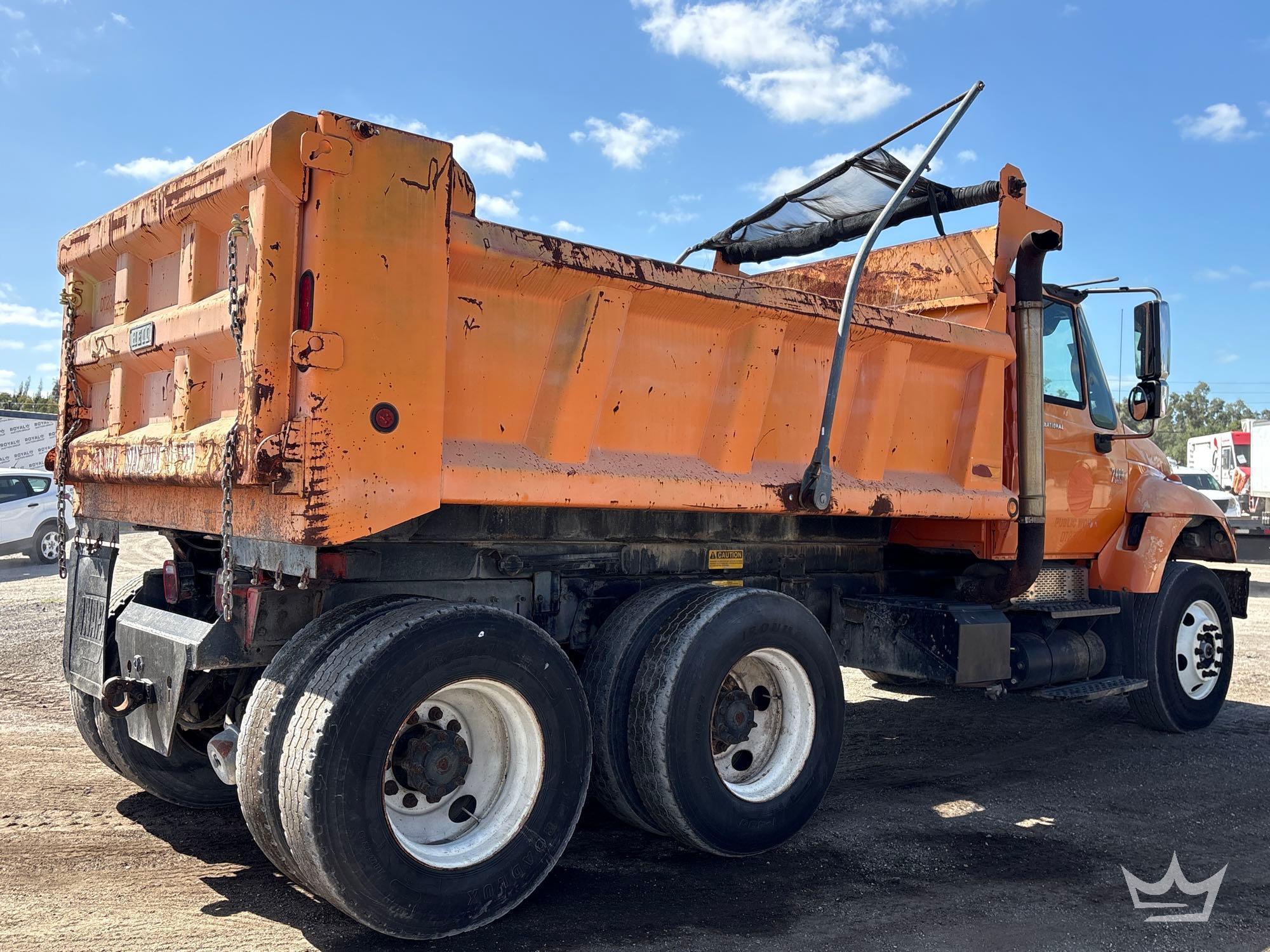 2003 International 7400