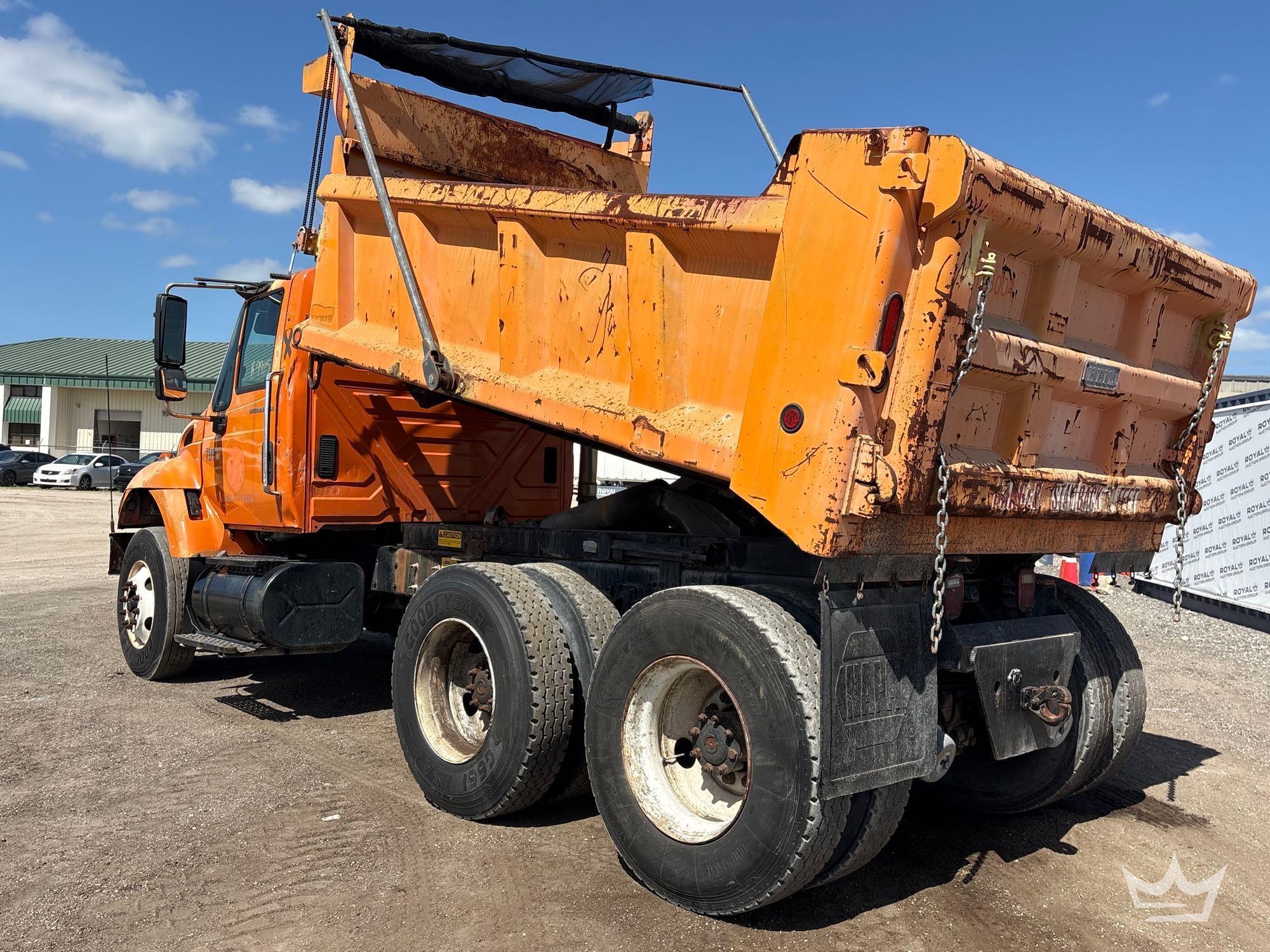 2003 International 7400