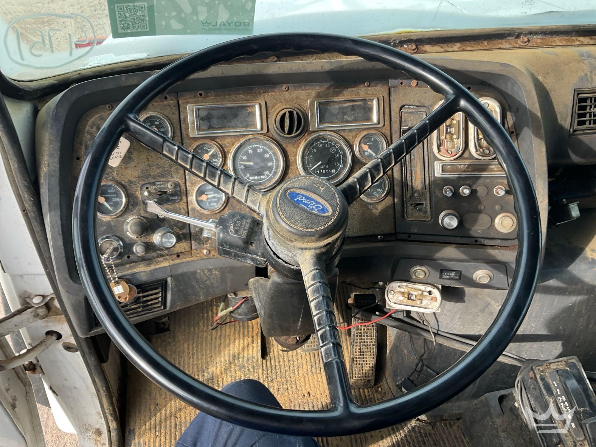 1994 Ford LT9000