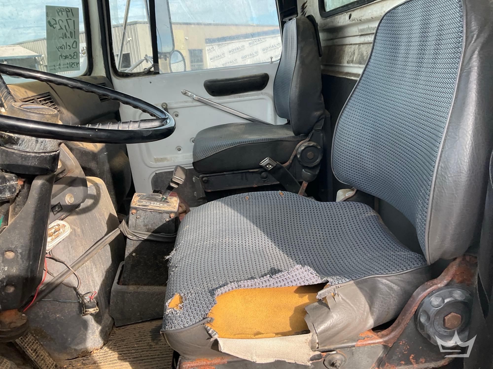 1994 Ford LT9000