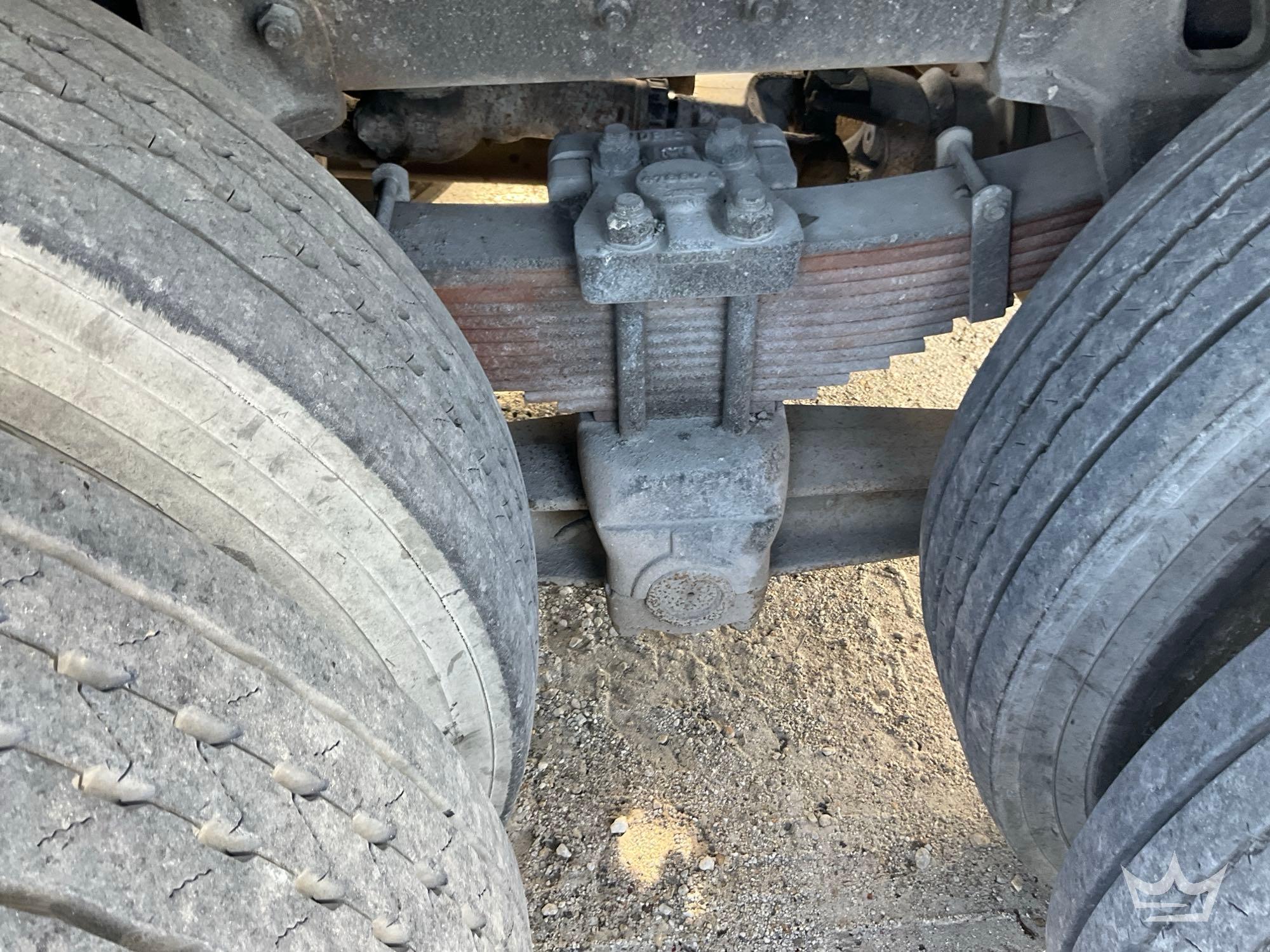 1998 Ford LT8501