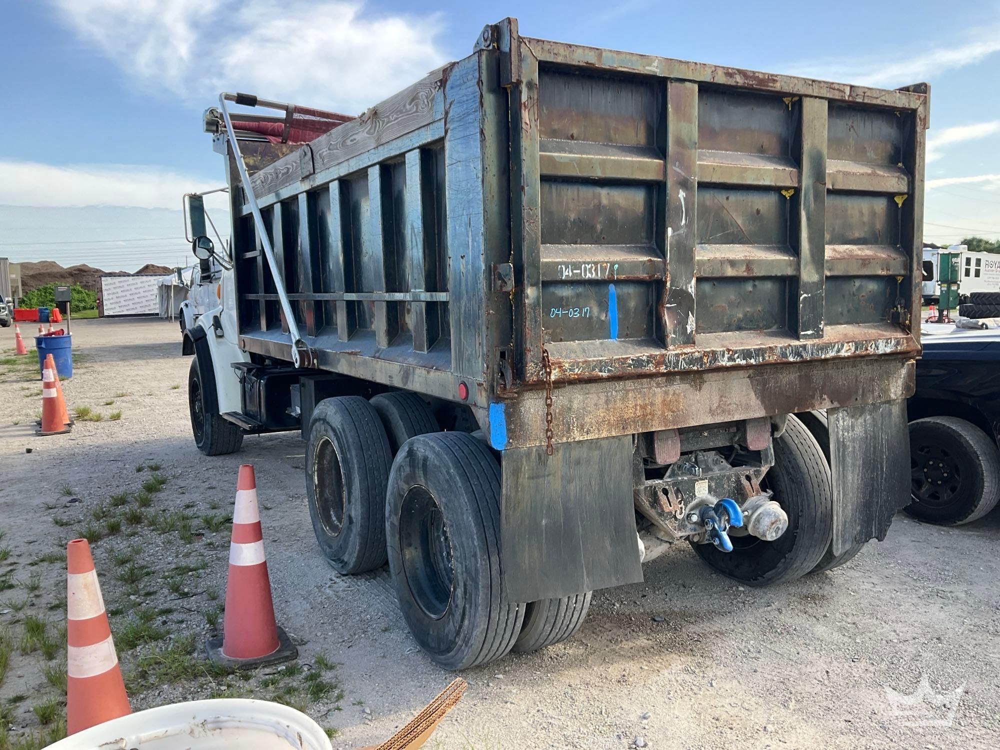 1998 Ford LT8501