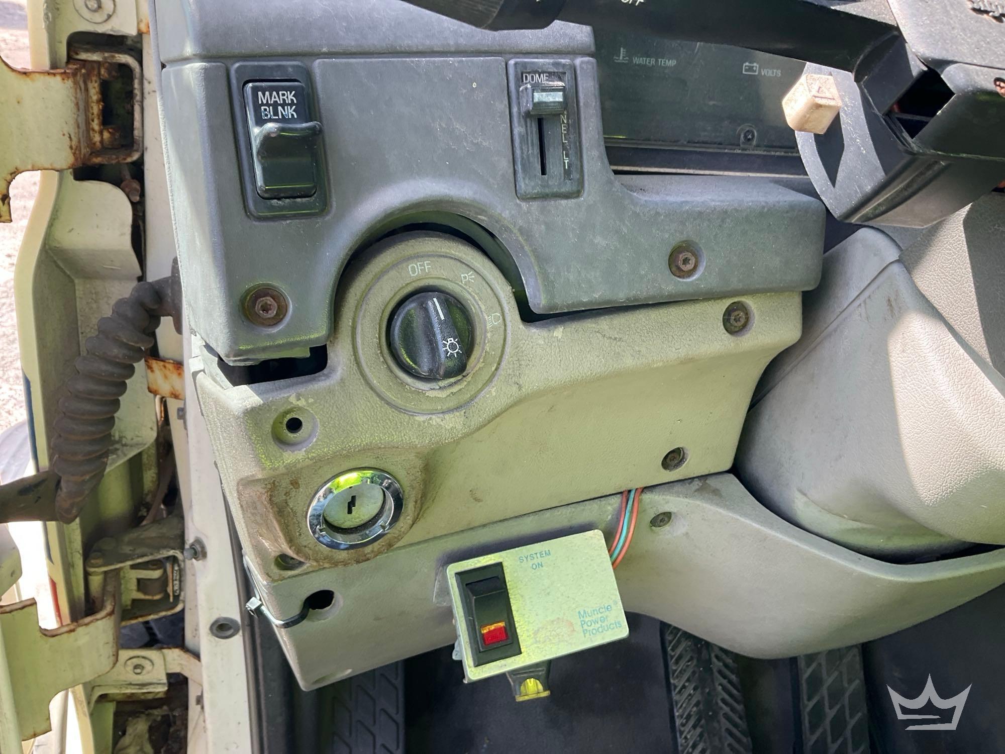 1998 Ford LT8501