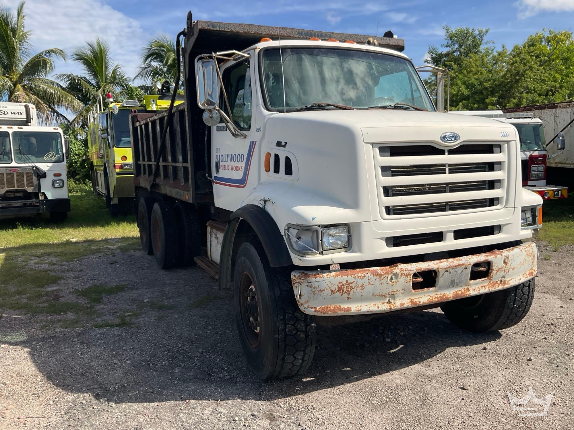 1998 Ford LT8501