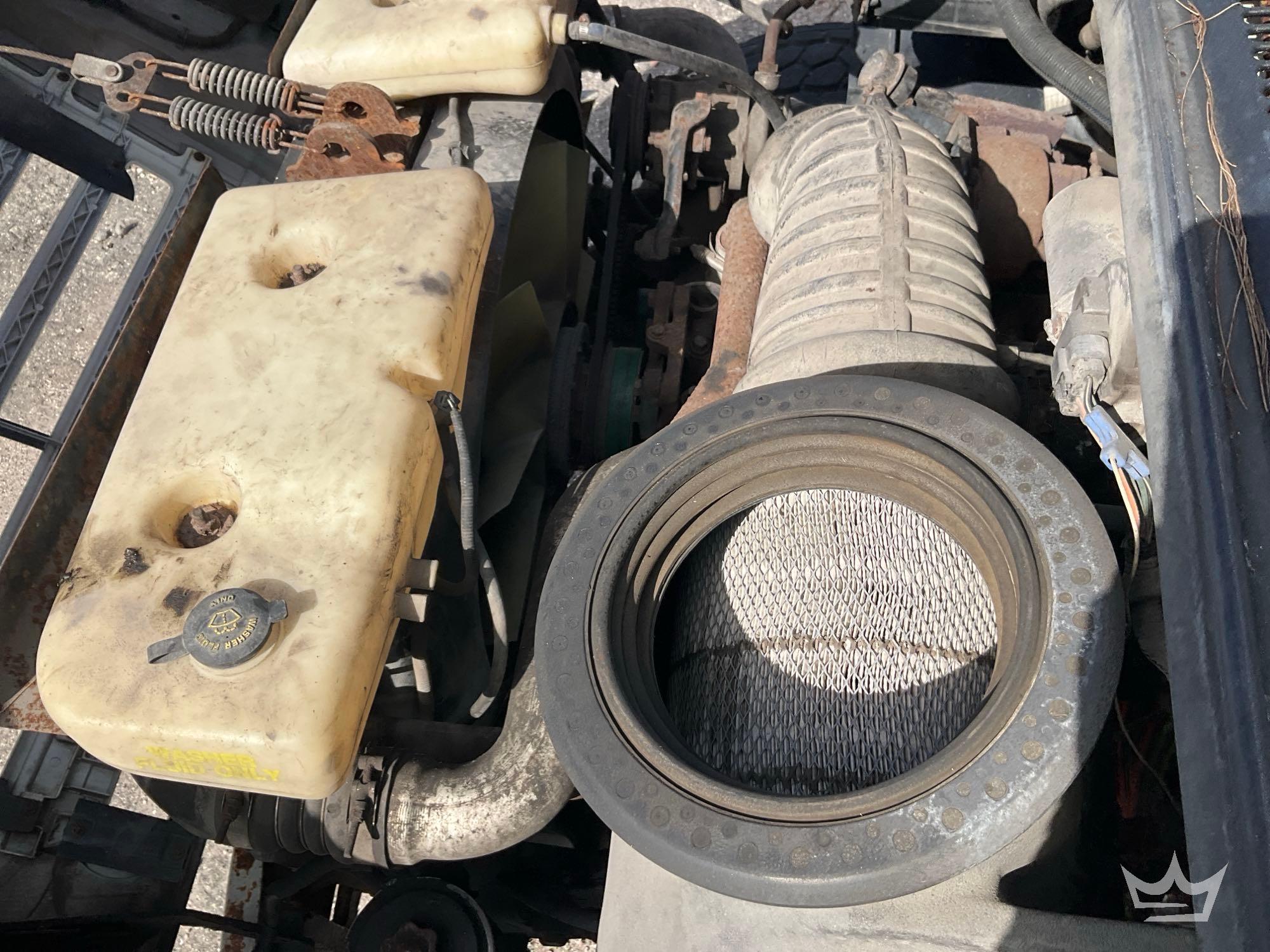 1998 Ford LT8501