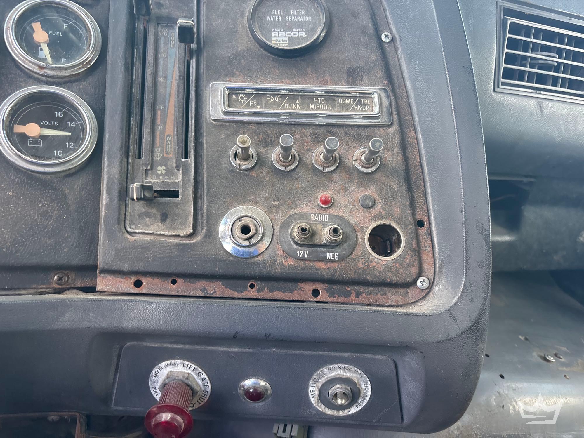 1994 Ford LN8000