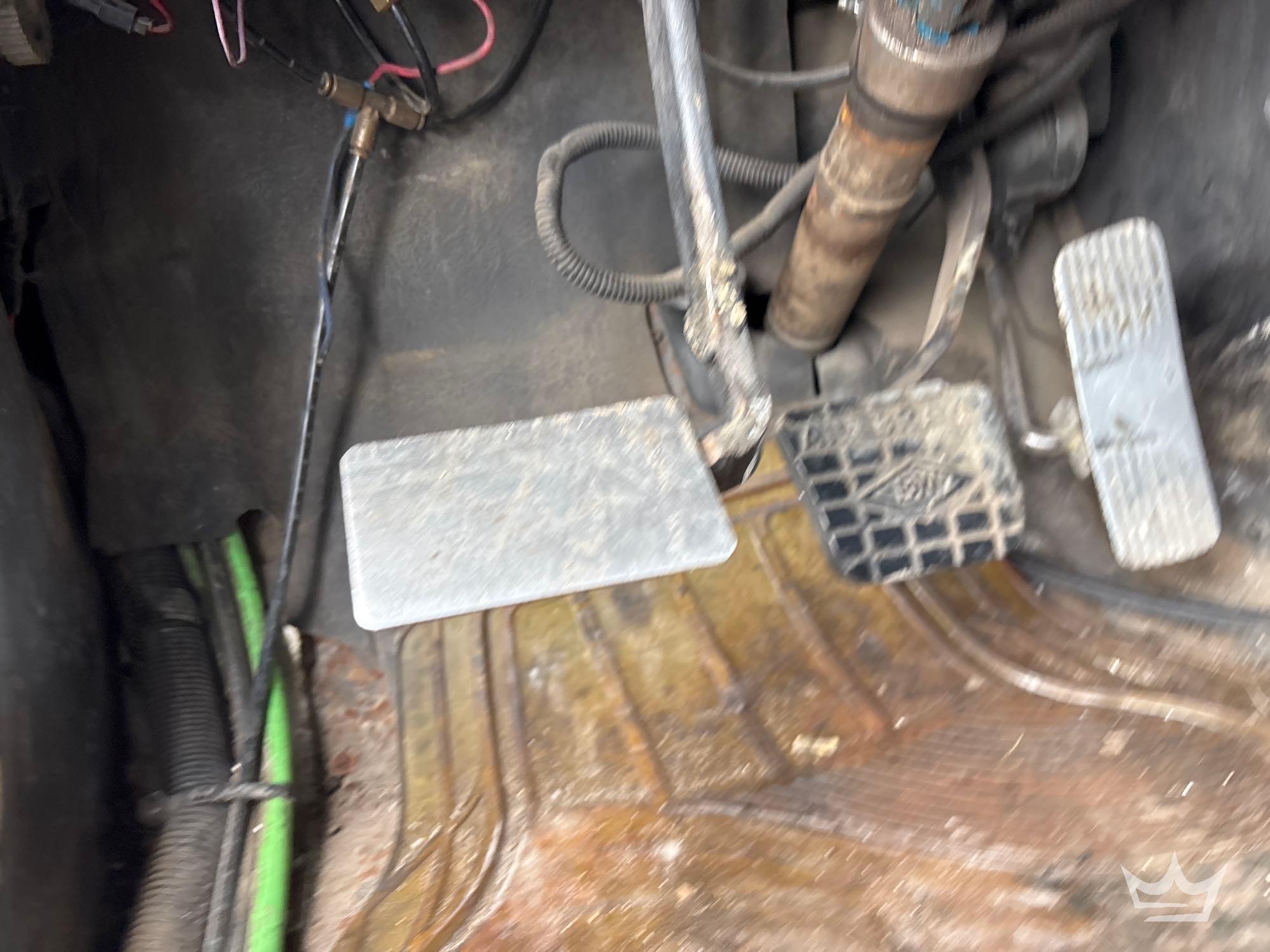 1995 International 8100
