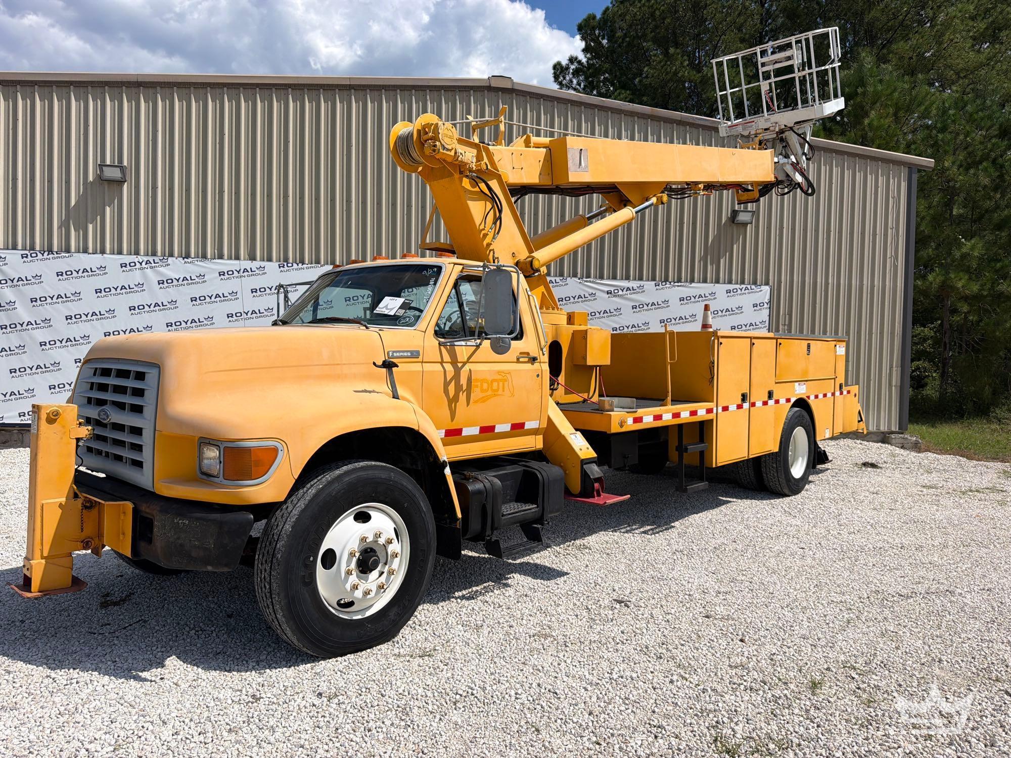 1997 Ford F800