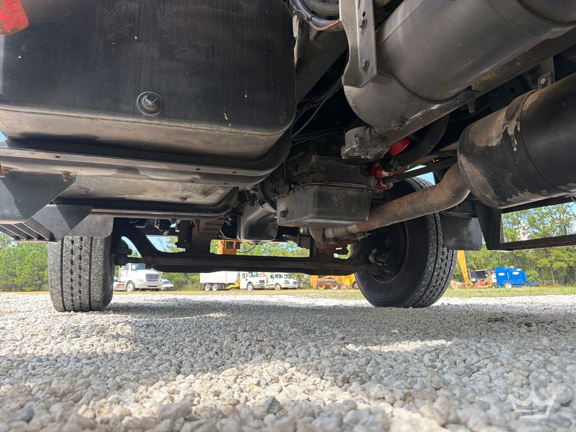 1997 Ford F800