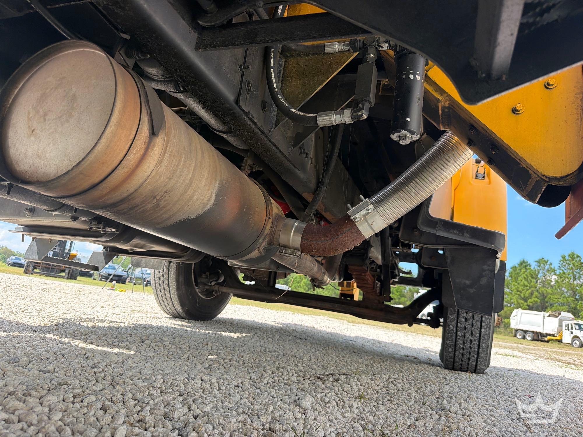 1997 Ford F800