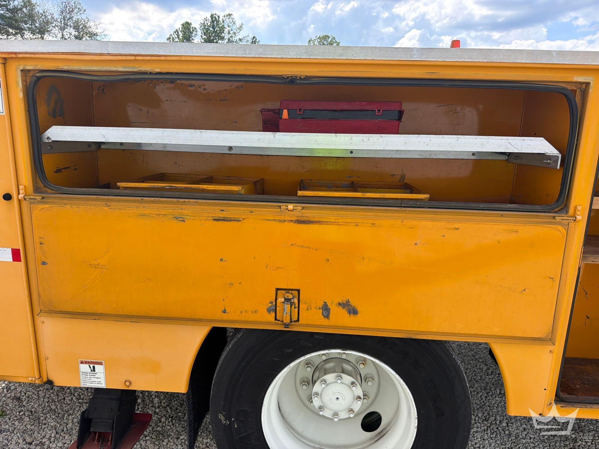 1997 Ford F800