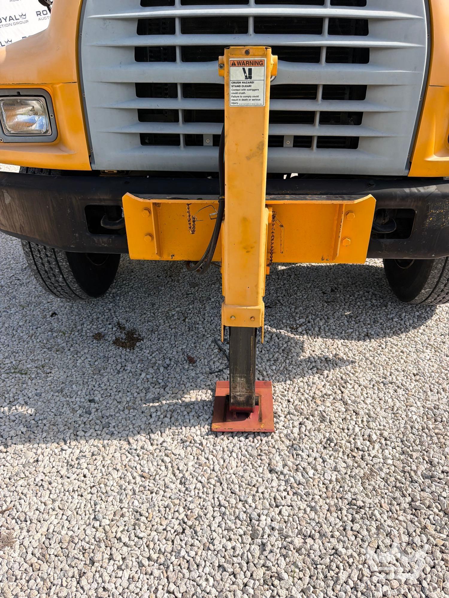 1997 Ford F800
