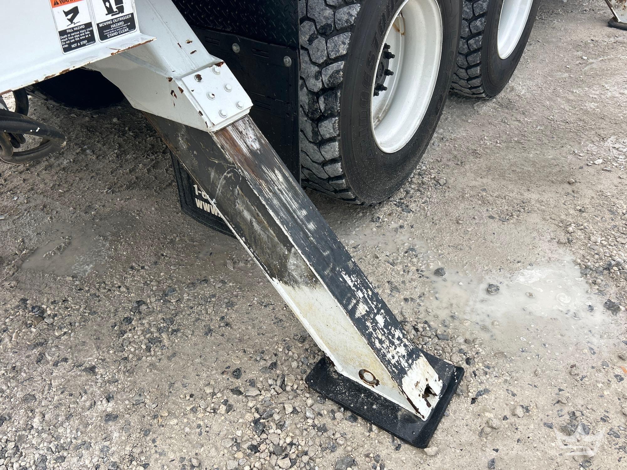 2019 Freightliner M2 106
