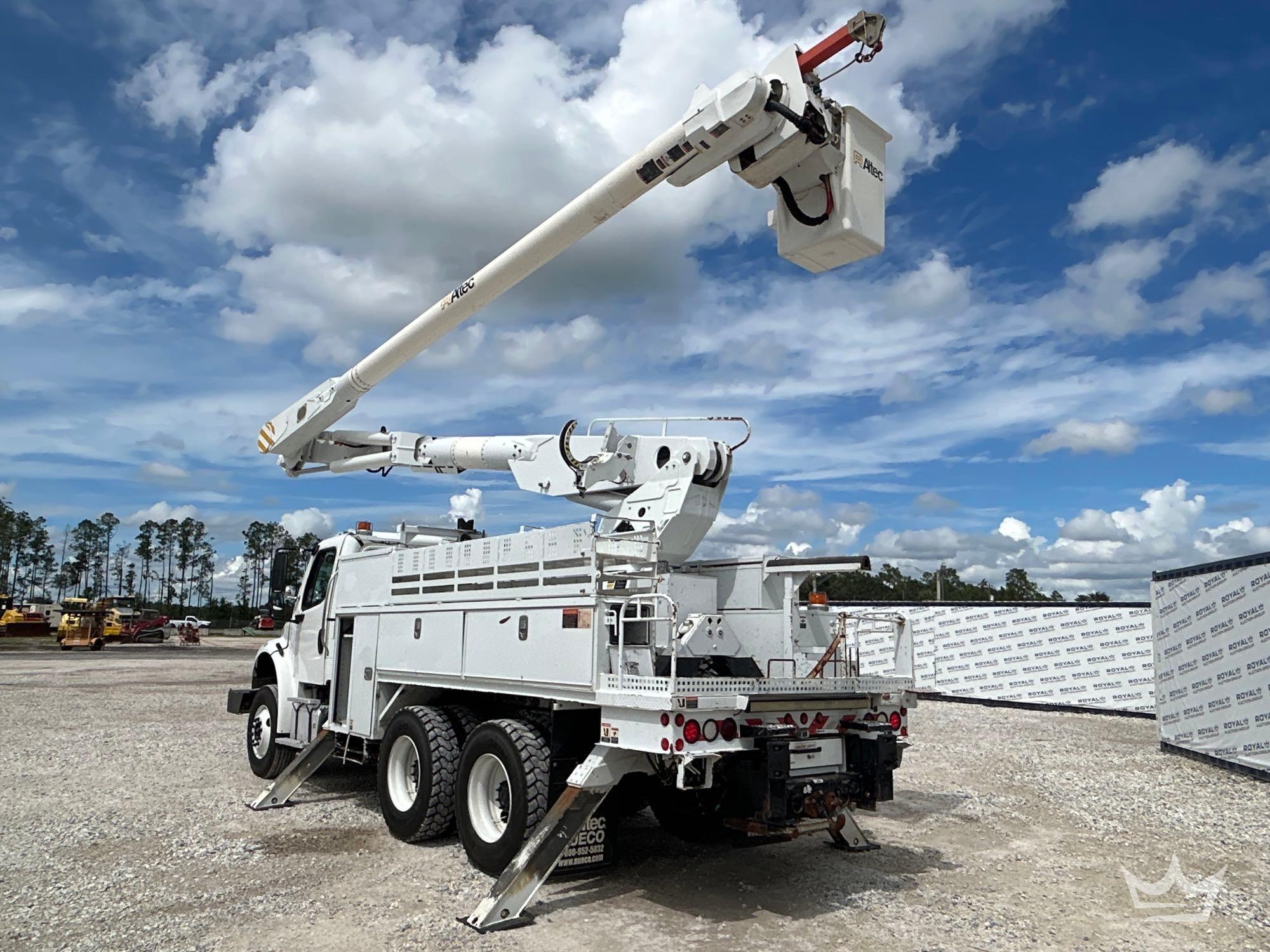 2019 Freightliner M2 106