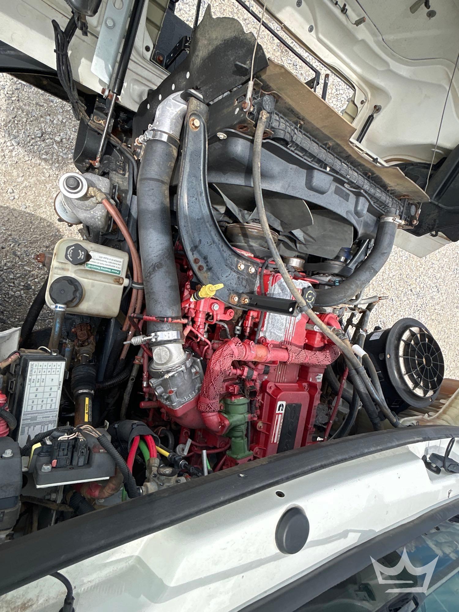 2019 Freightliner M2 106
