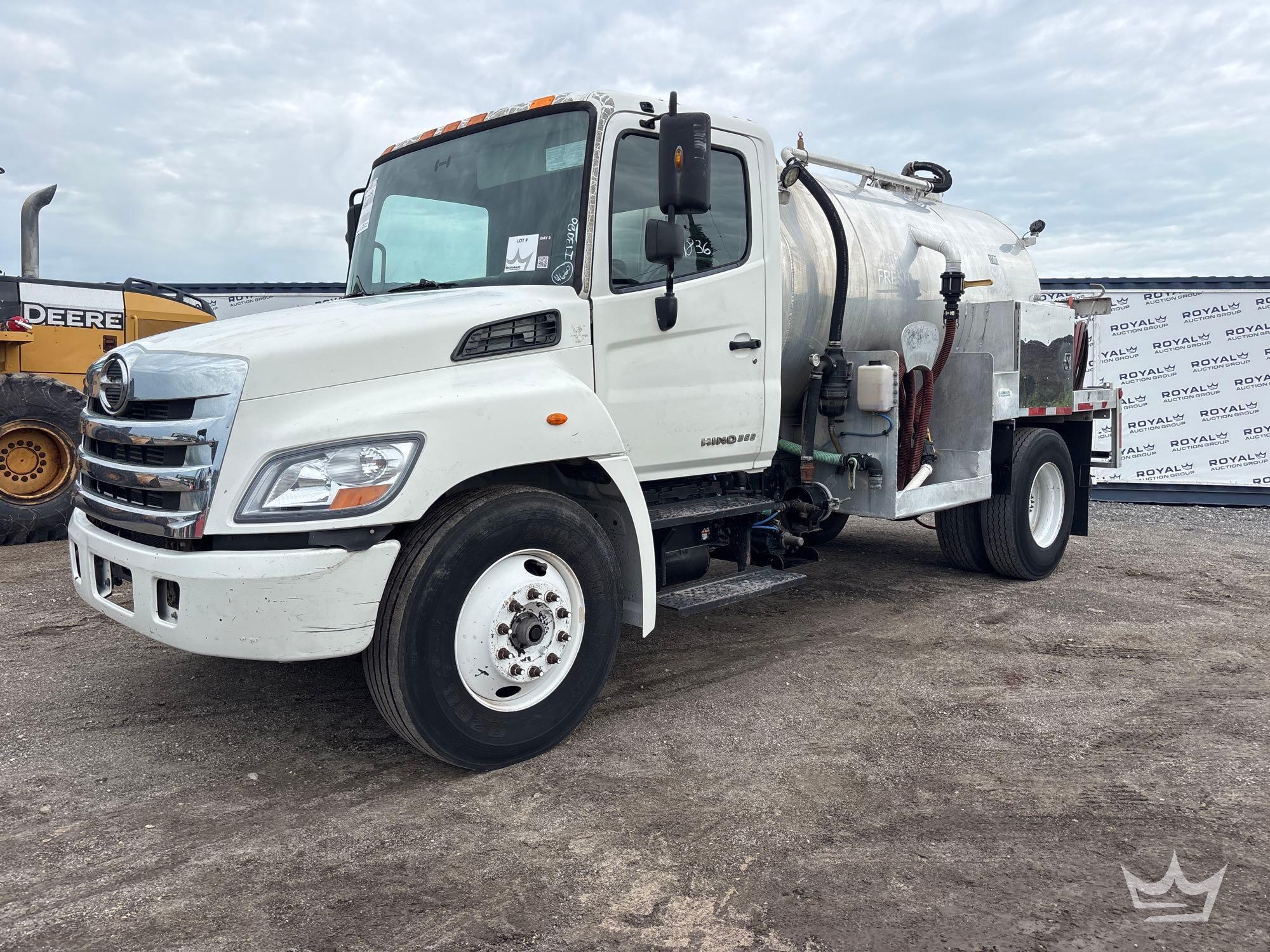 2013 Hino 268