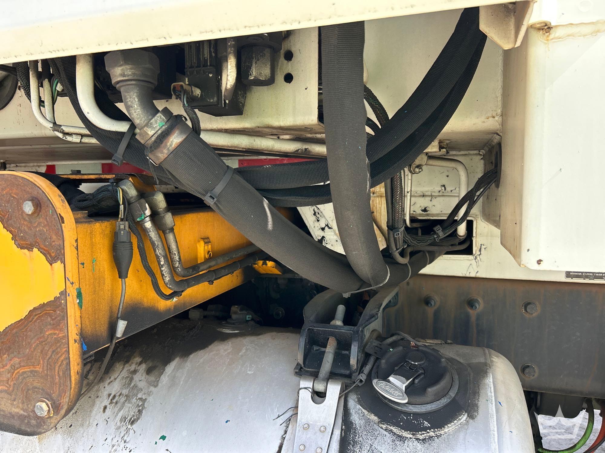 2017 Peterbilt 520