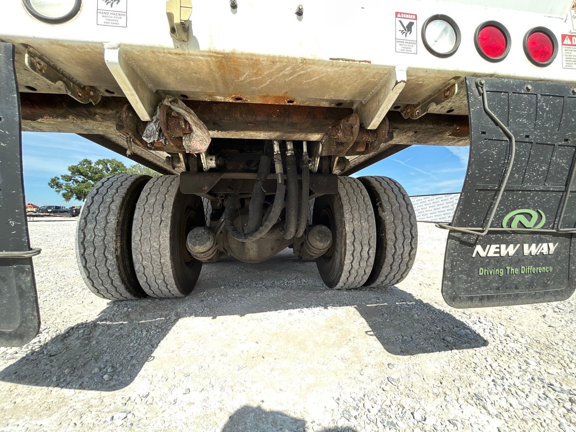 2017 Peterbilt 520