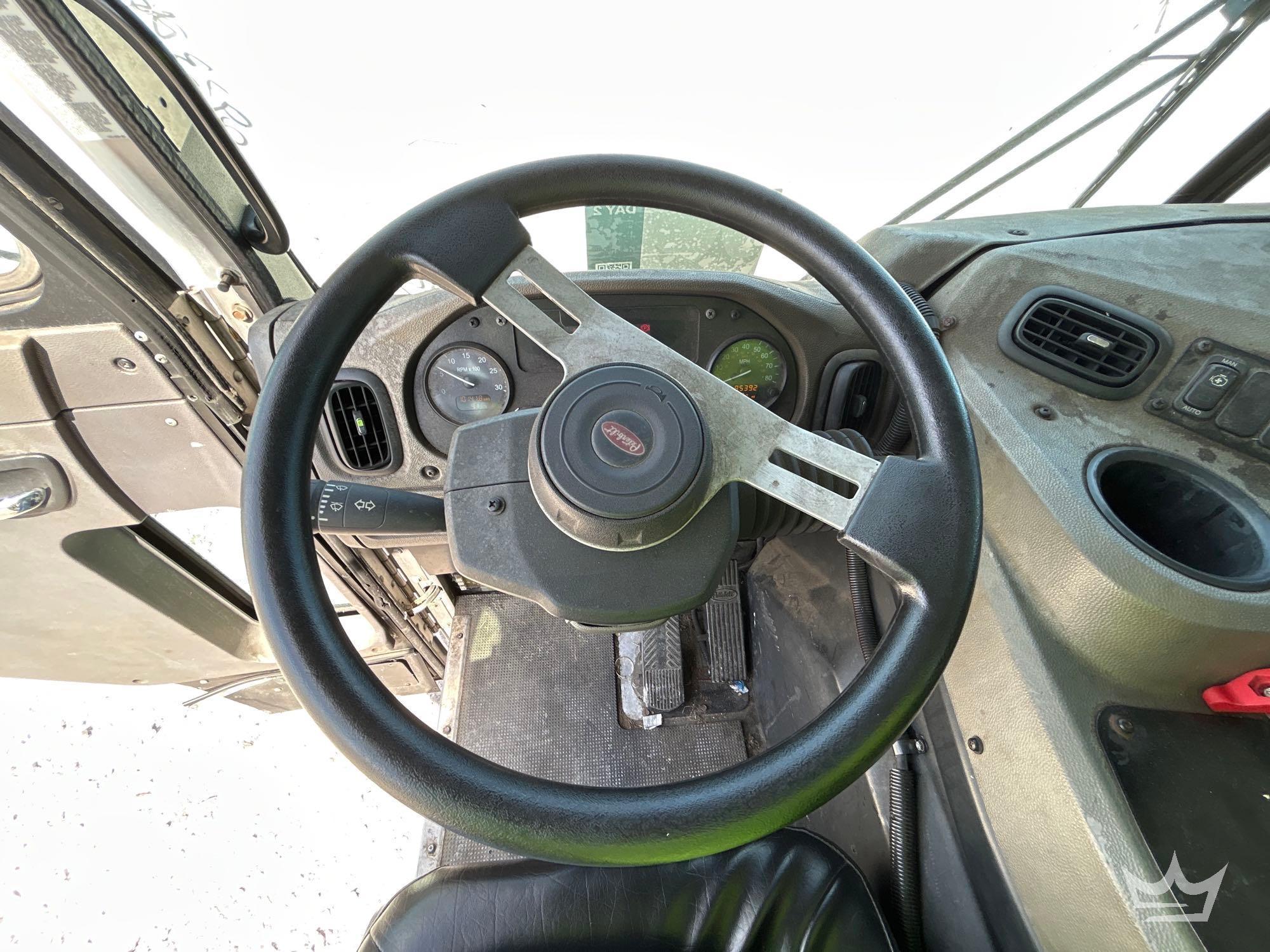 2017 Peterbilt 520