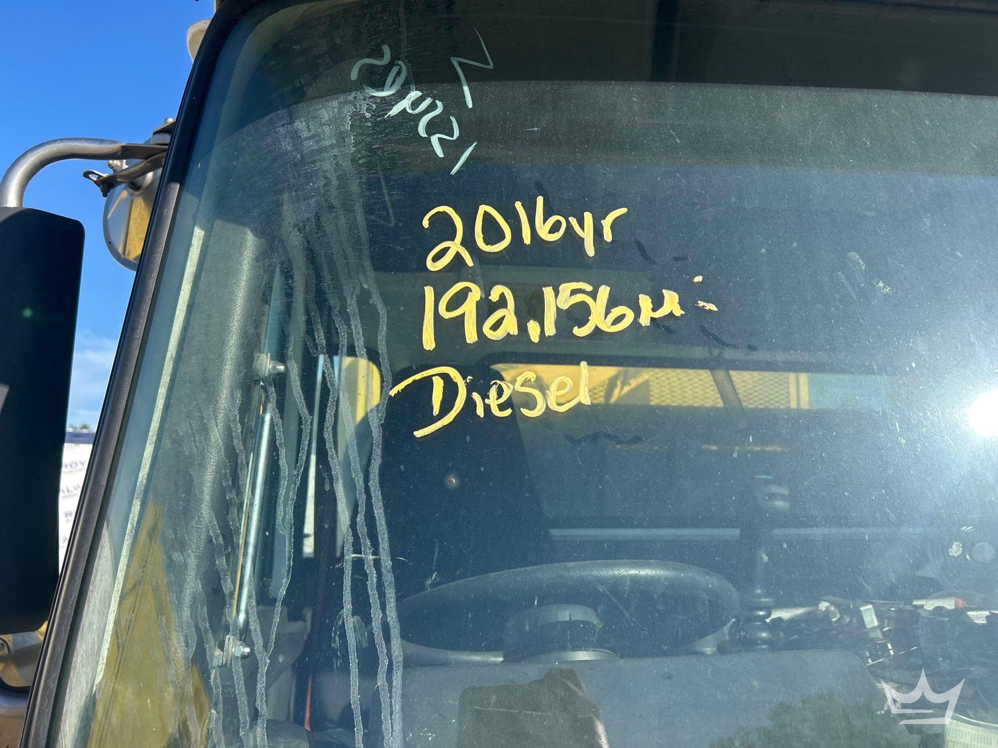 2016 Autocar EXPEDITOR