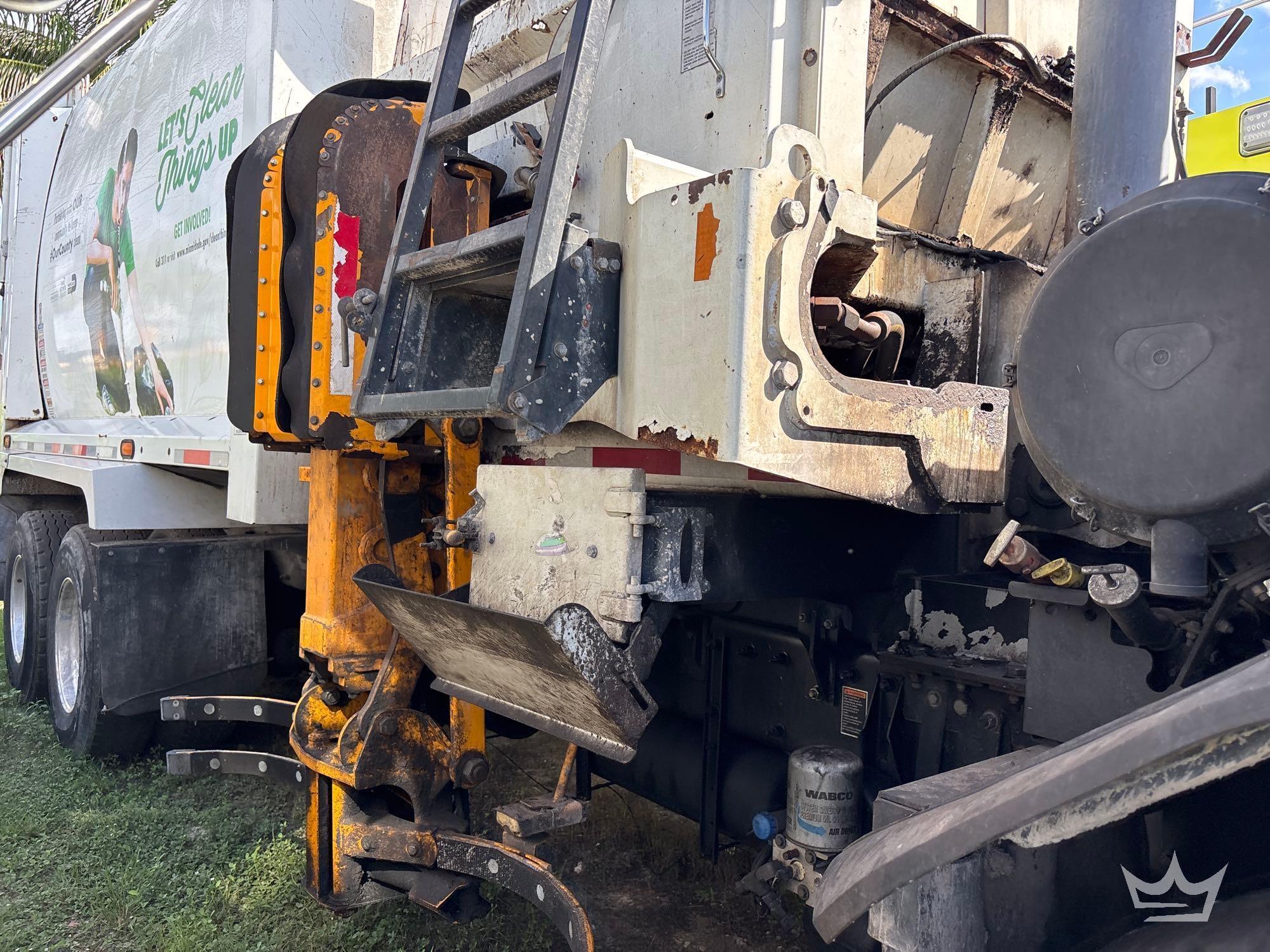 2019 Peterbilt 520
