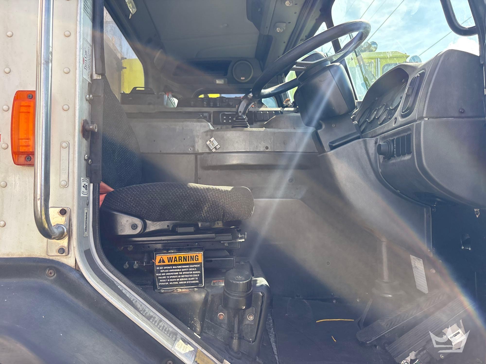 2019 Peterbilt 520