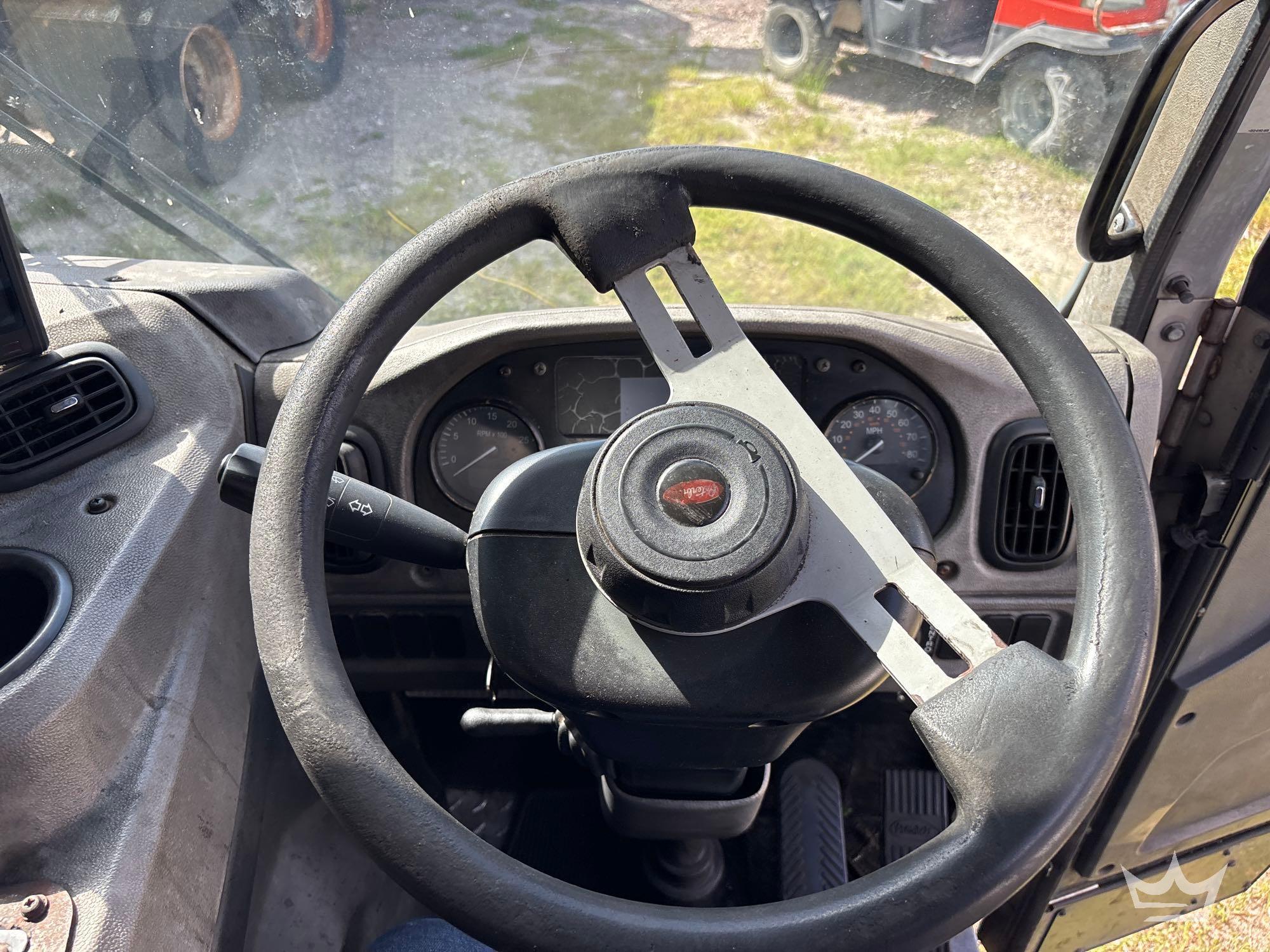 2019 Peterbilt 520