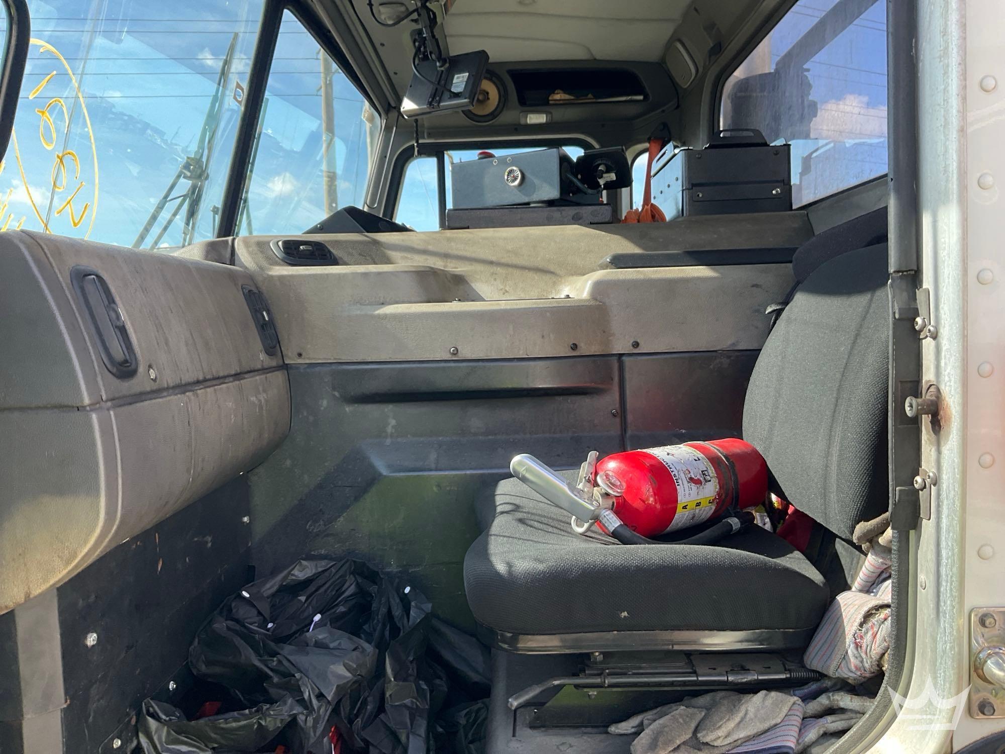 2019 Peterbilt 520