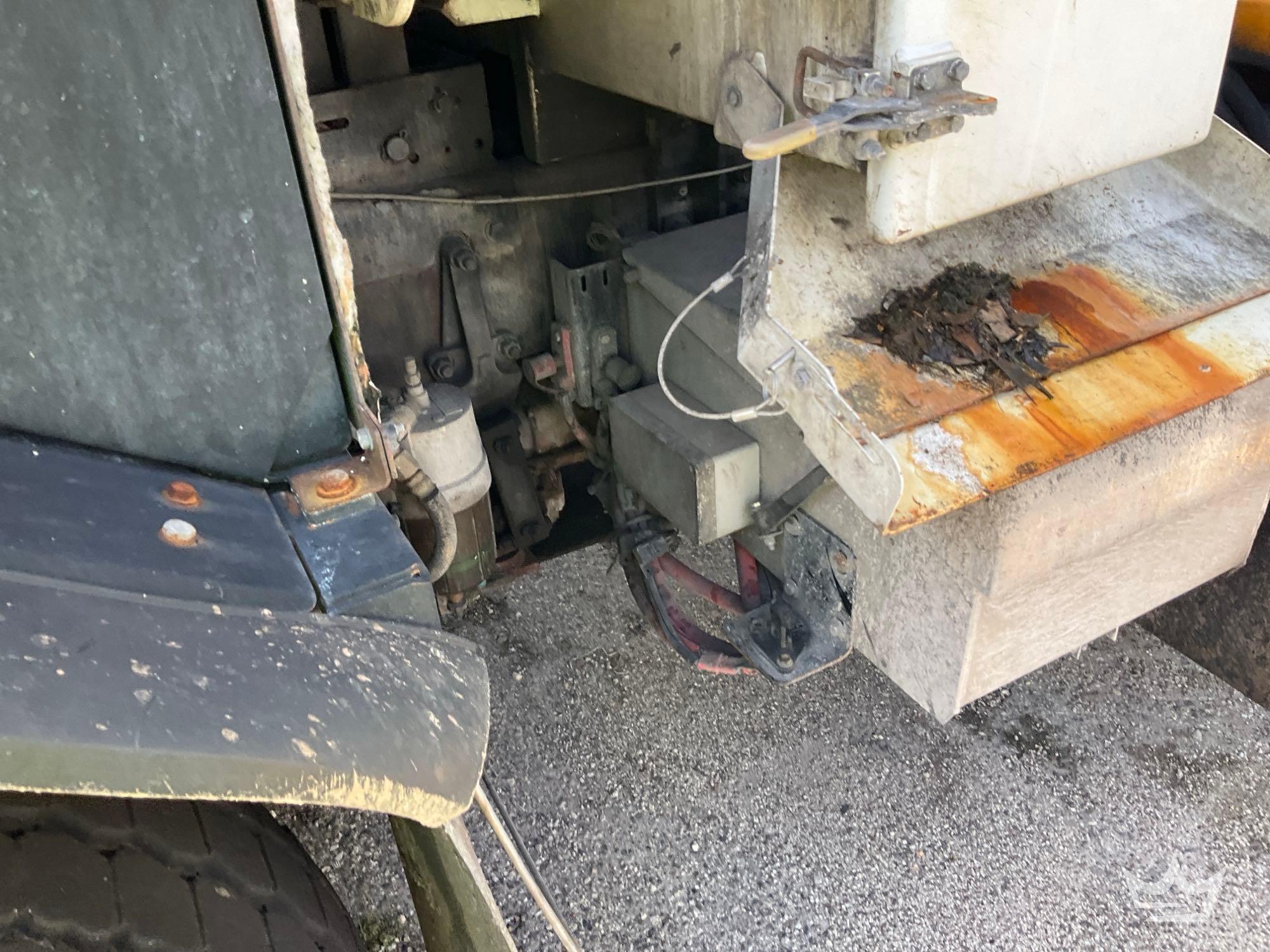 2019 Peterbilt 520