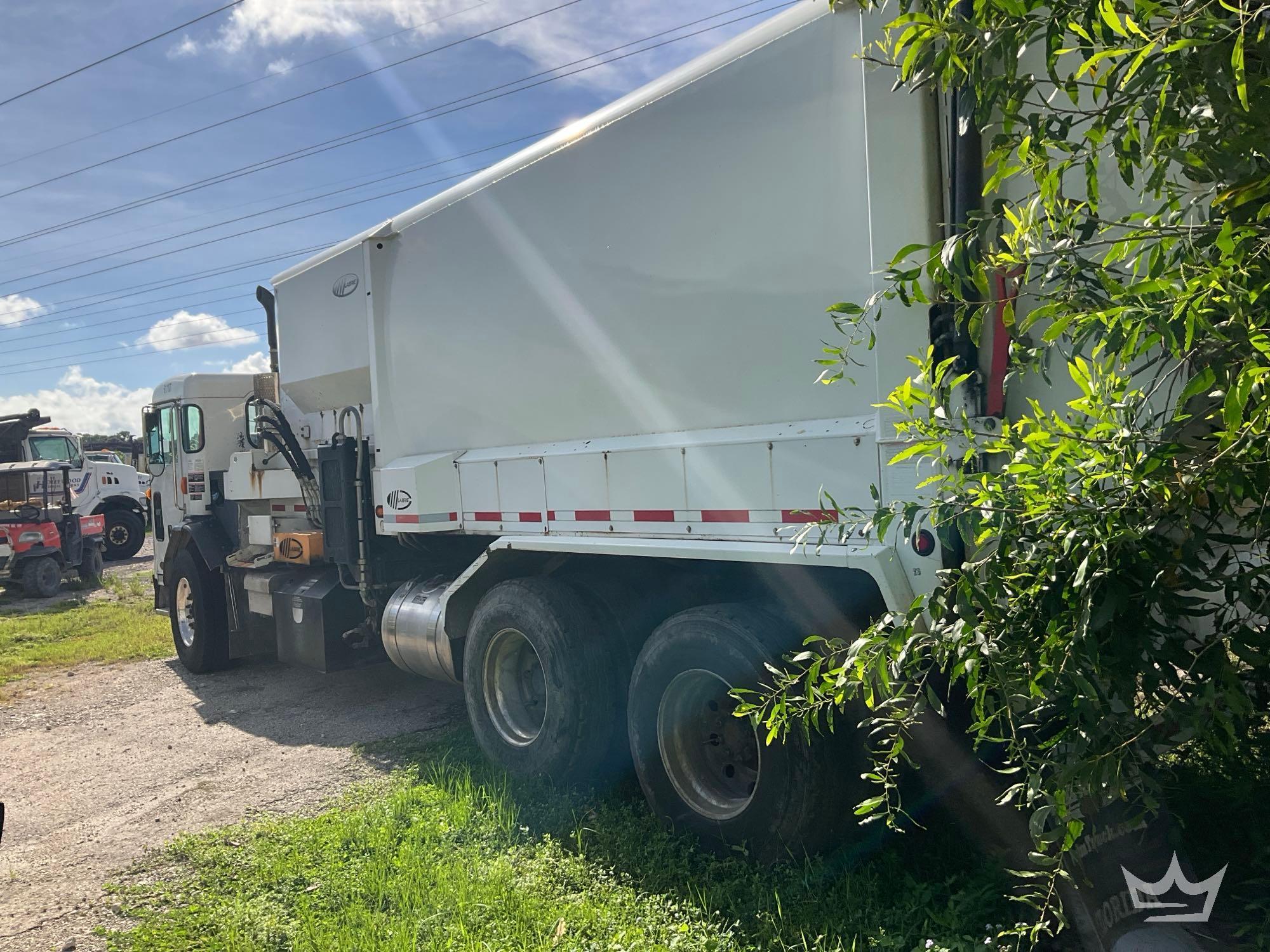 2019 Peterbilt 520