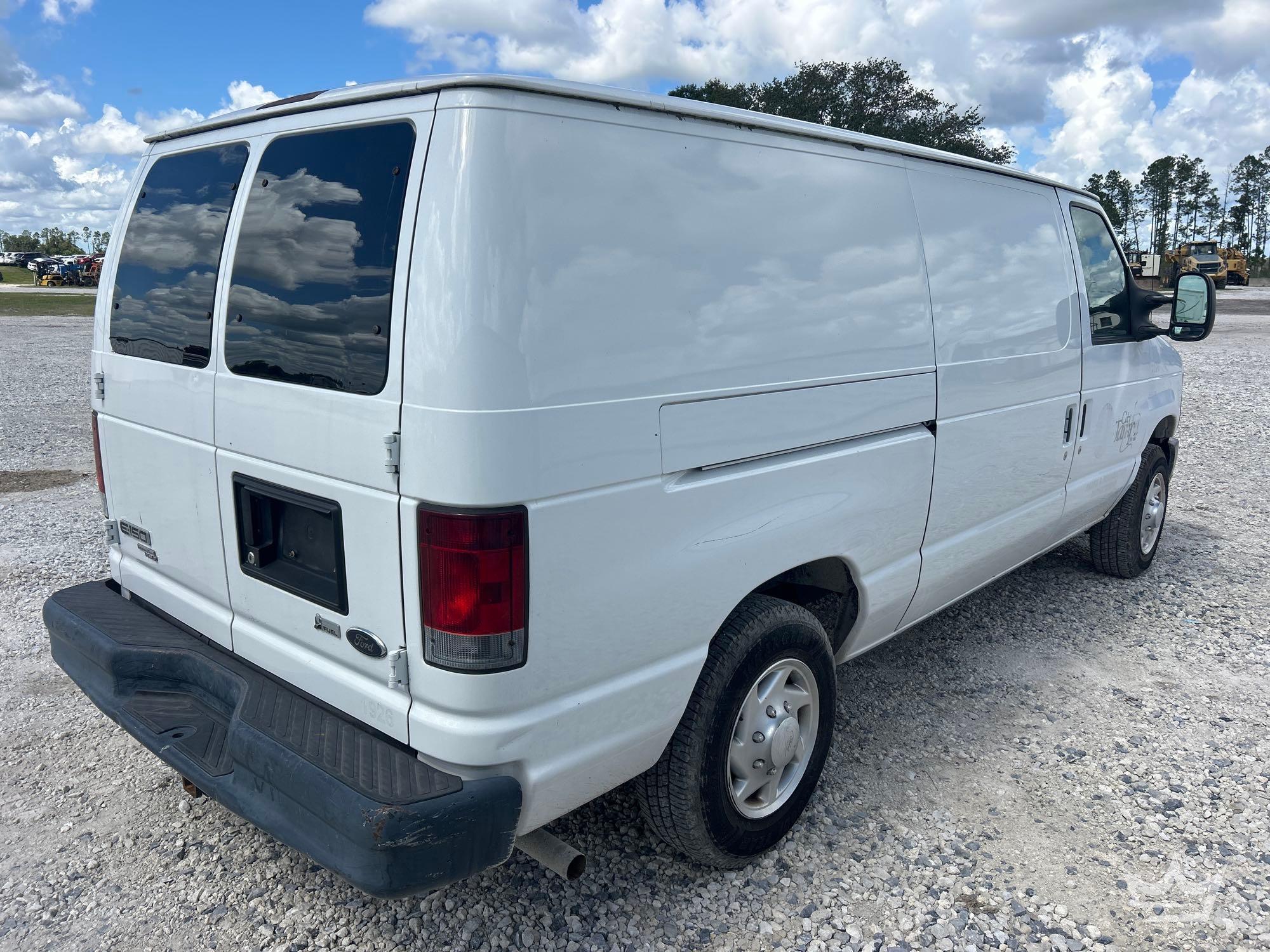 2011 Ford E150