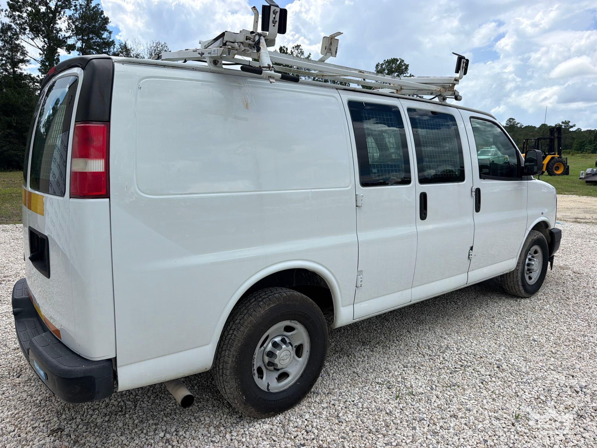 2017 Chevrolet EXPRESS 2500
