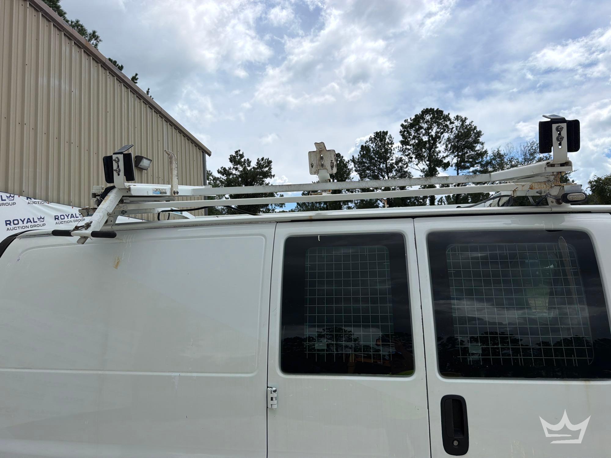 2017 Chevrolet EXPRESS 2500