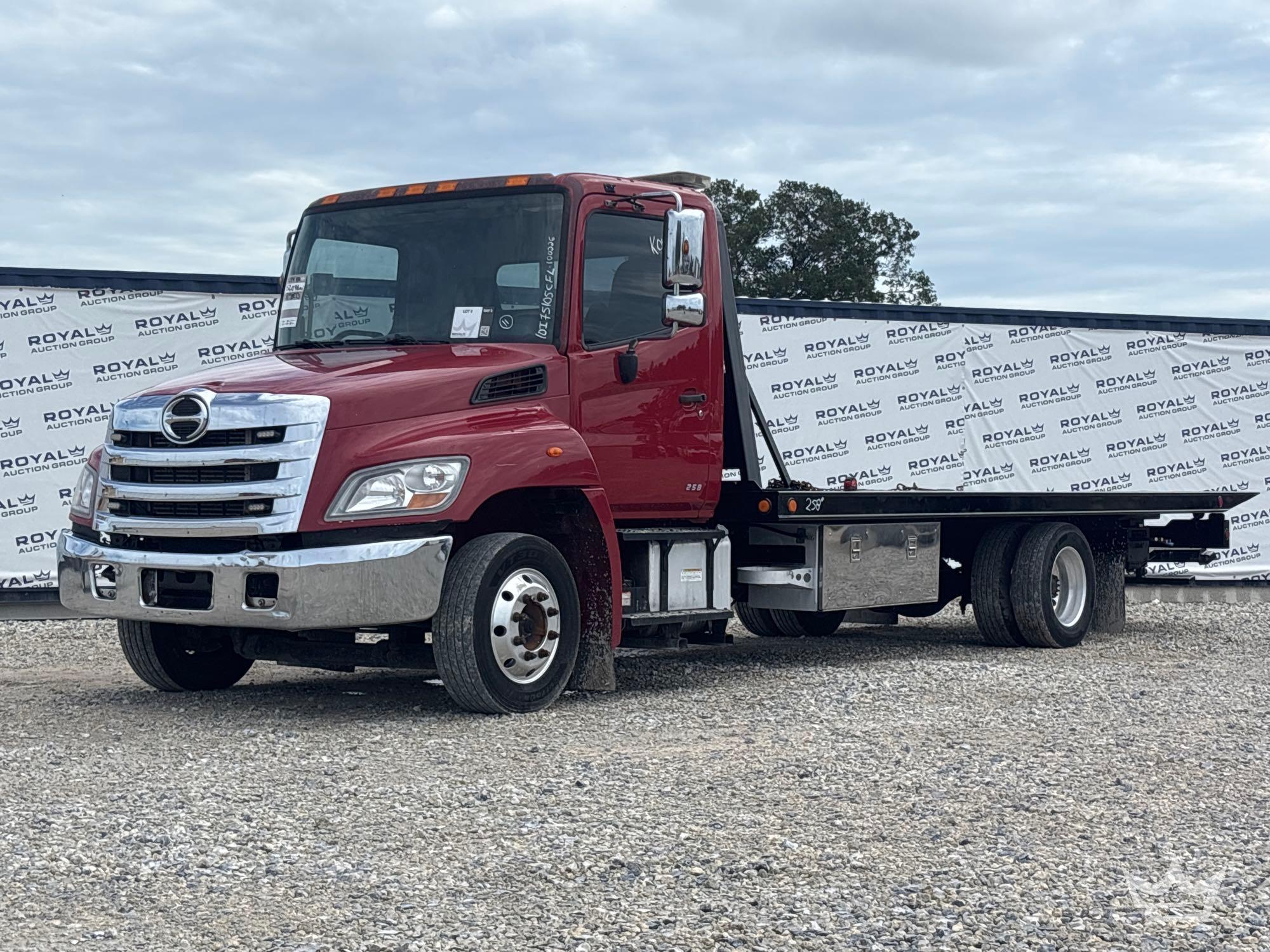 2014 Hino 268