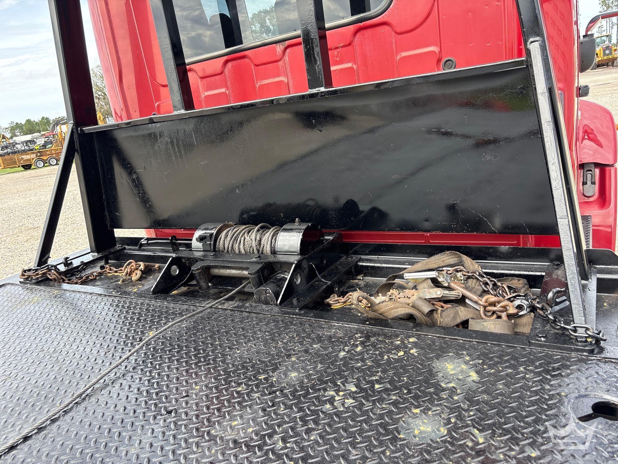2014 Hino 268