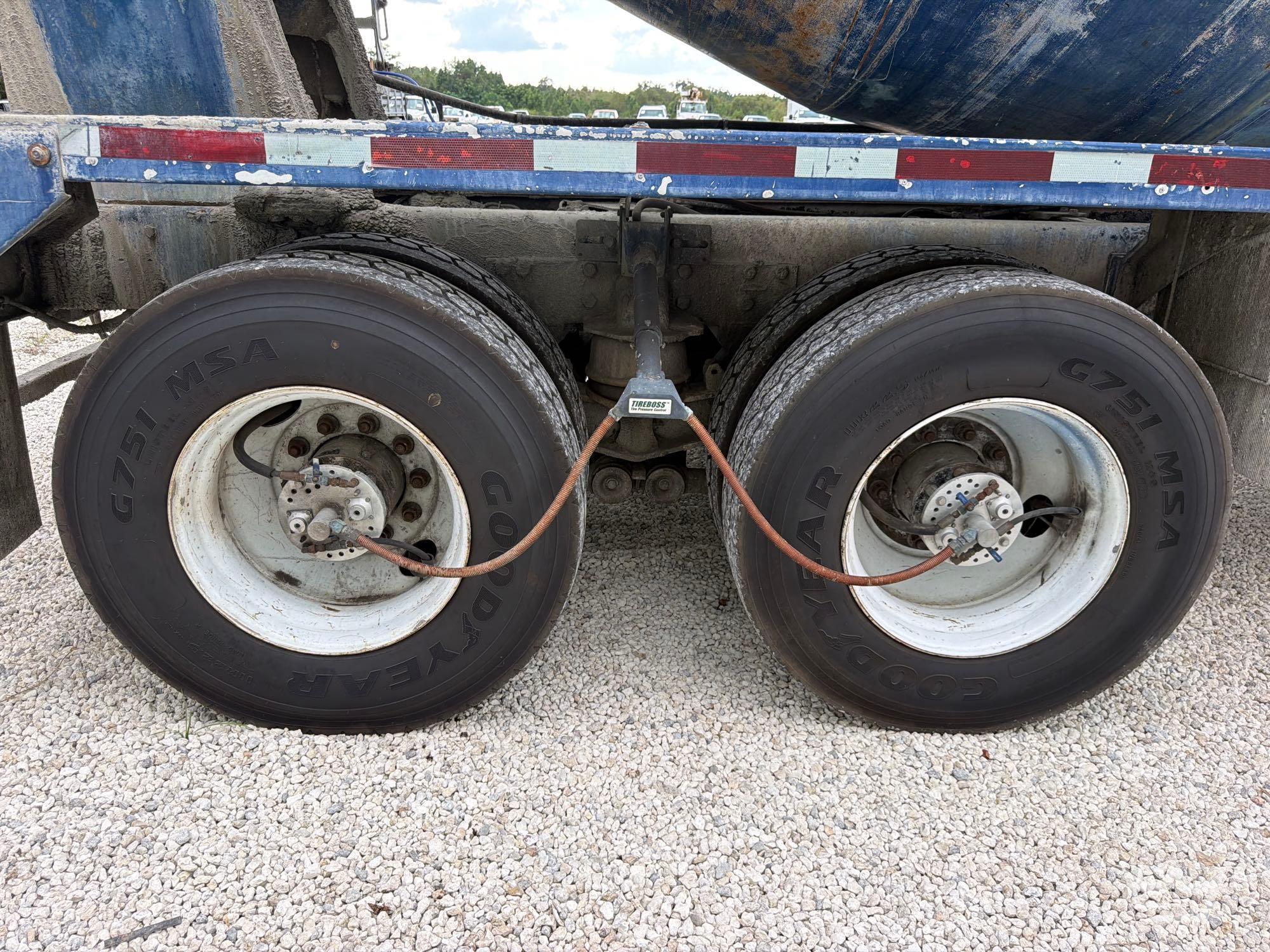 2005 Kenworth T800