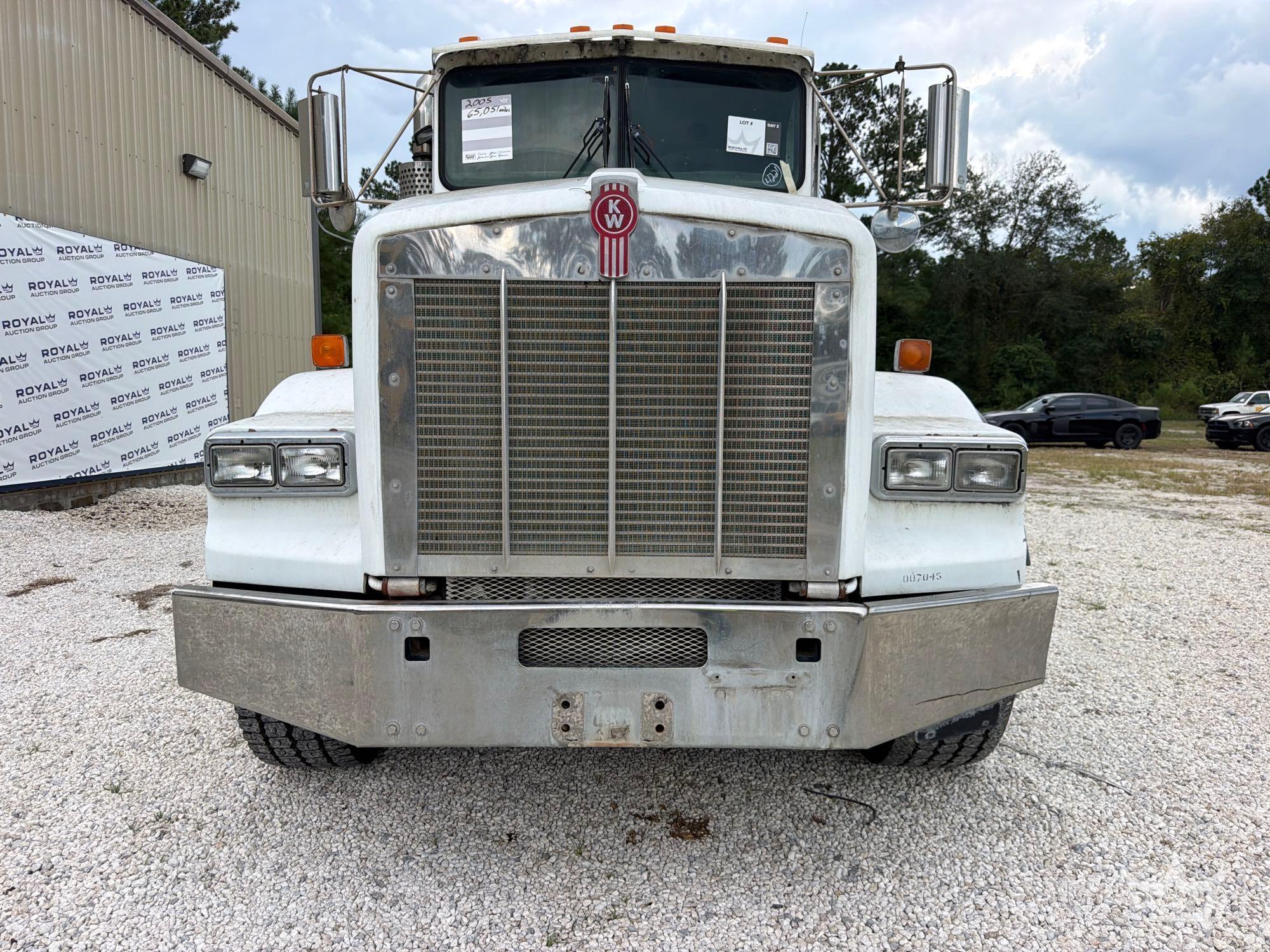 2005 Kenworth T800
