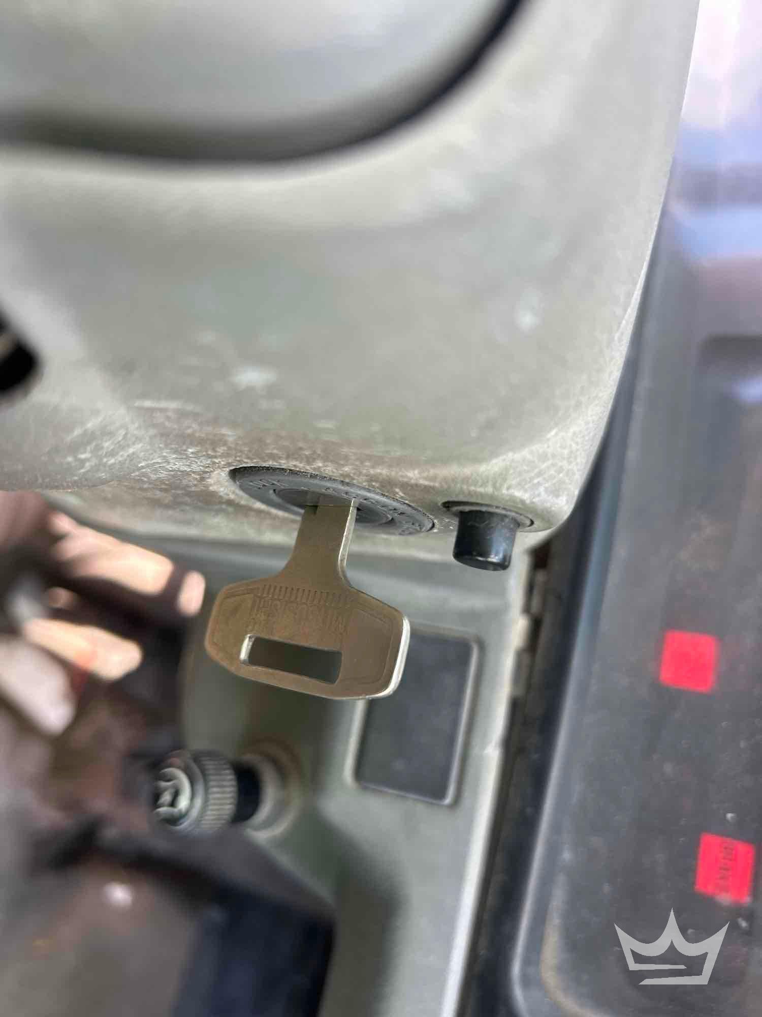 1998 Mitsubishi FUSO FH211