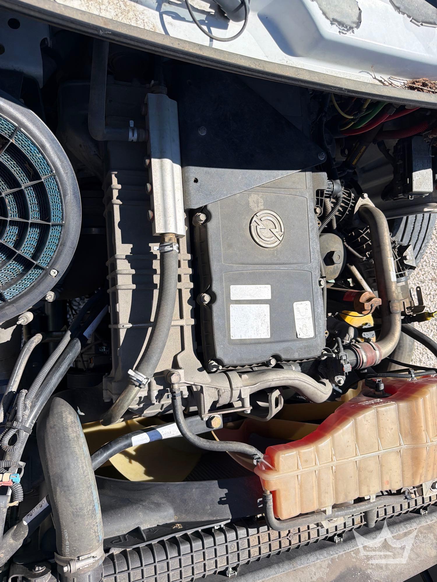 2016 Freightliner M2