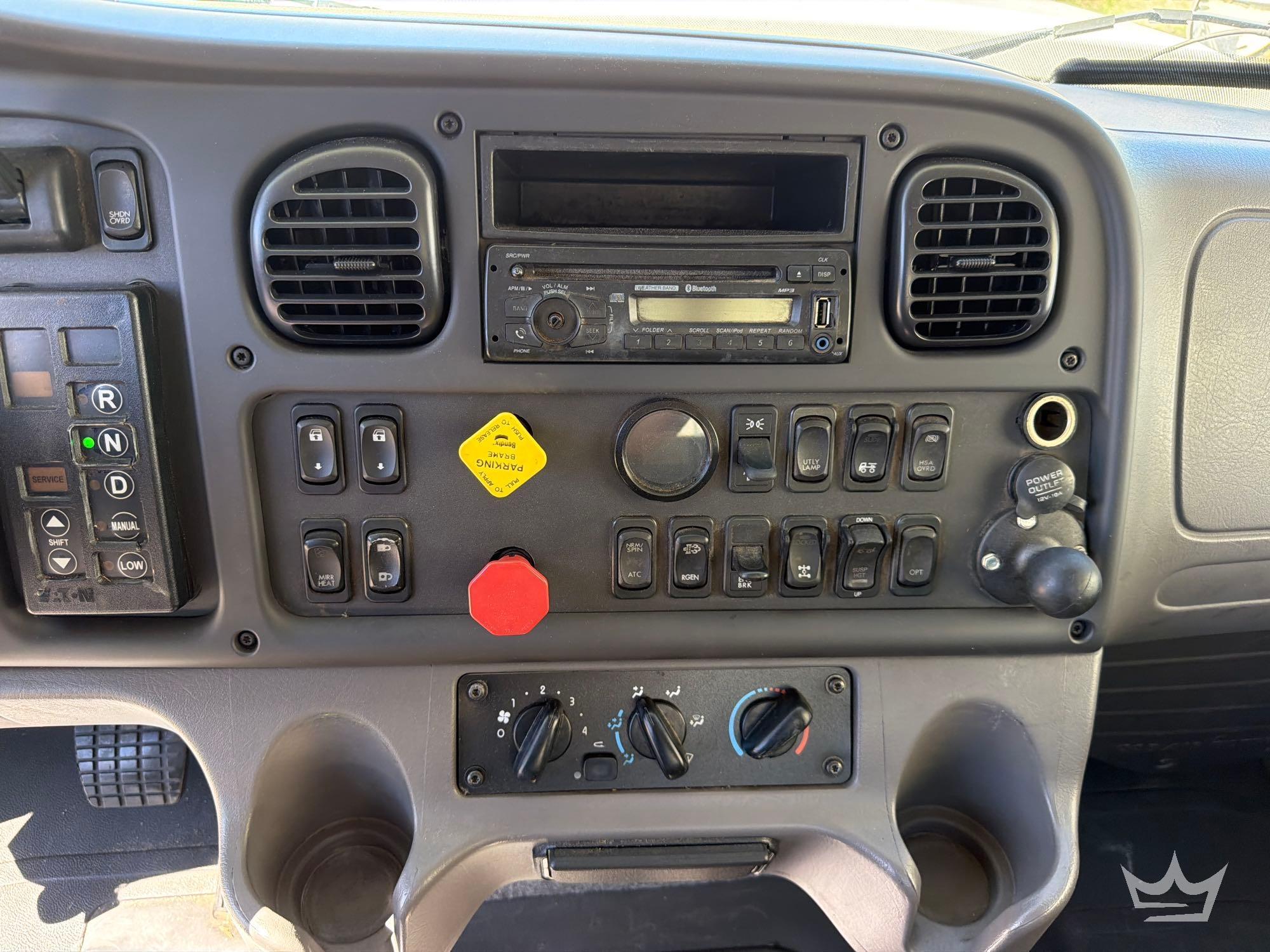 2016 Freightliner M2